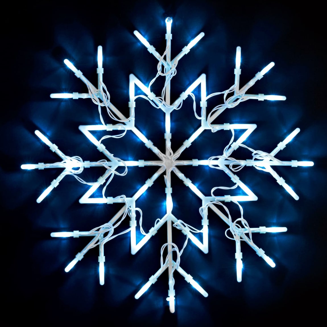 Christmas Snowflake Window Light - Cool White