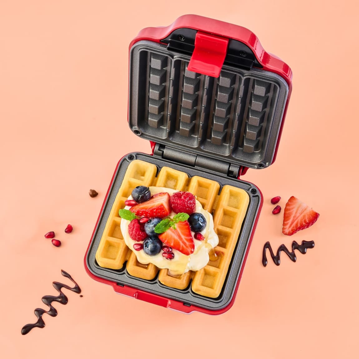 Heat & Eat Square Waffle Maker