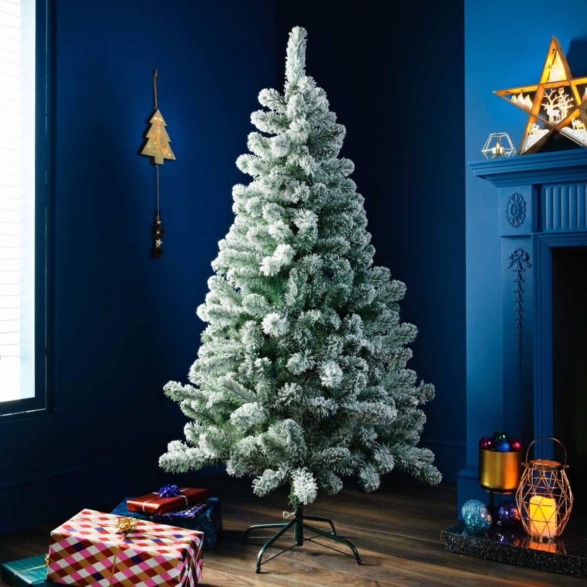 ACCESSORIES-Christmas Trees