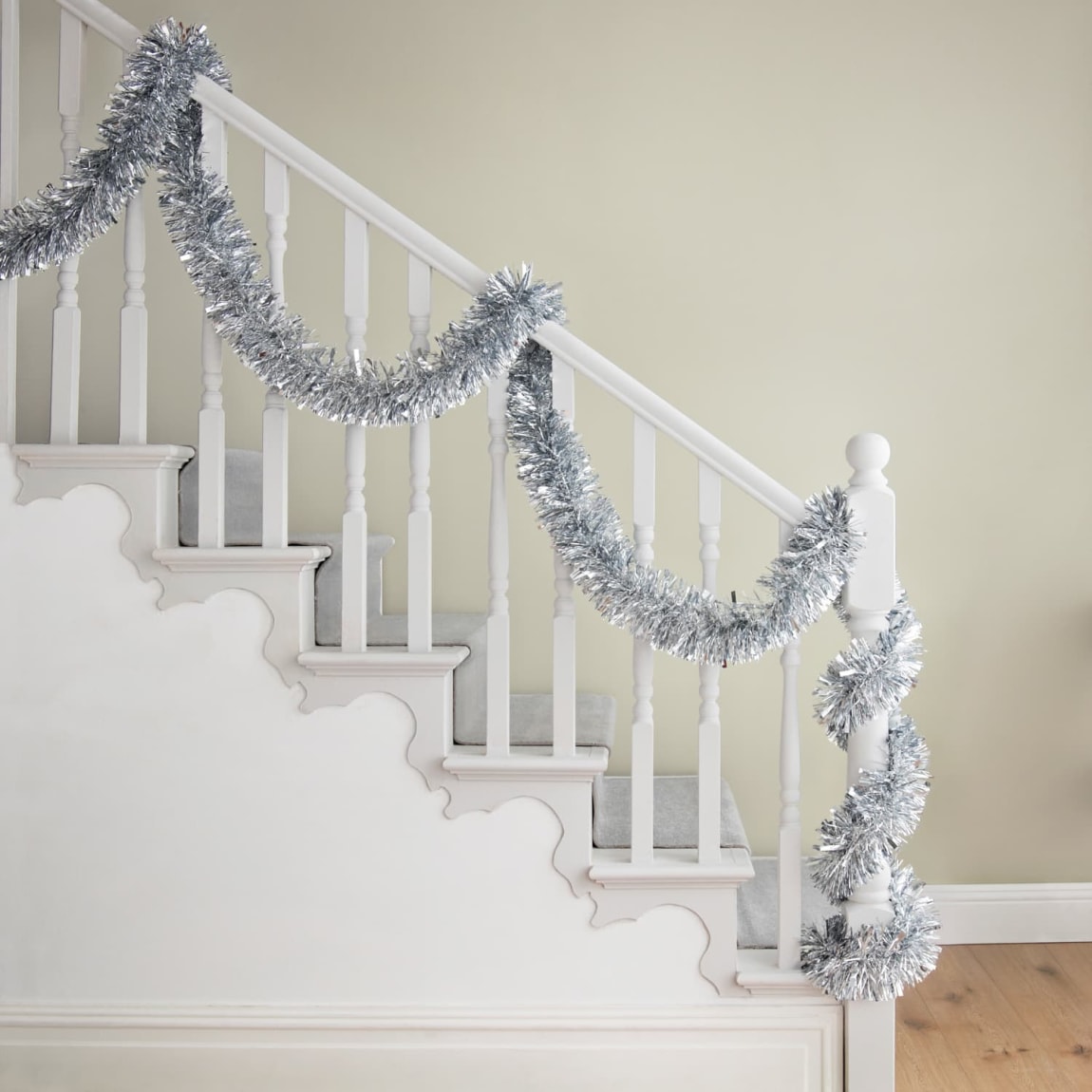 Merry Moments Tinsel Garland 10m - Silver