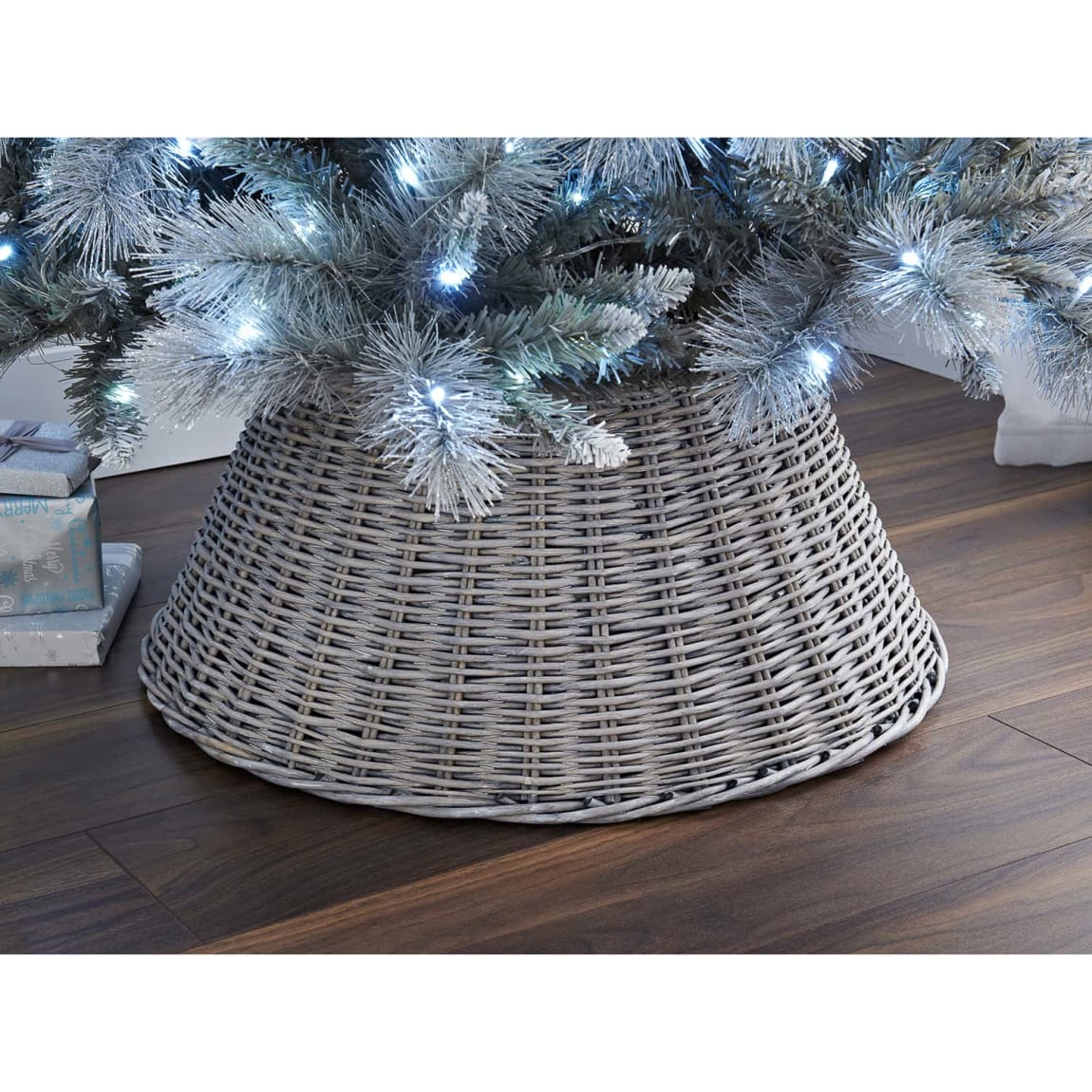 Wicker Christmas Tree Skirt 65cm