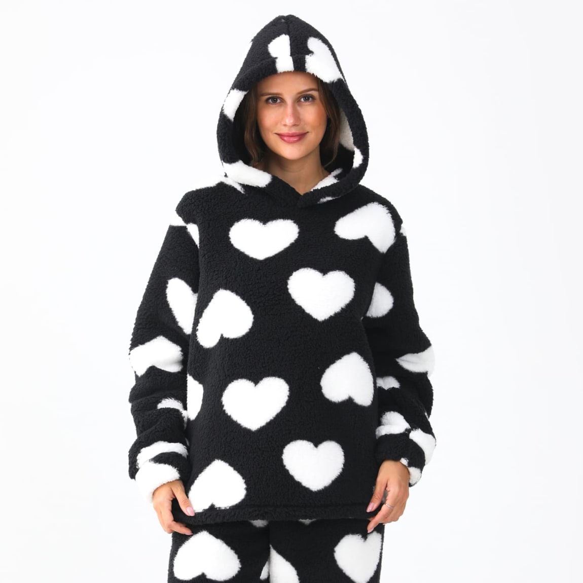 Ladies Snuggle Lounge Set - Black & White Hearts