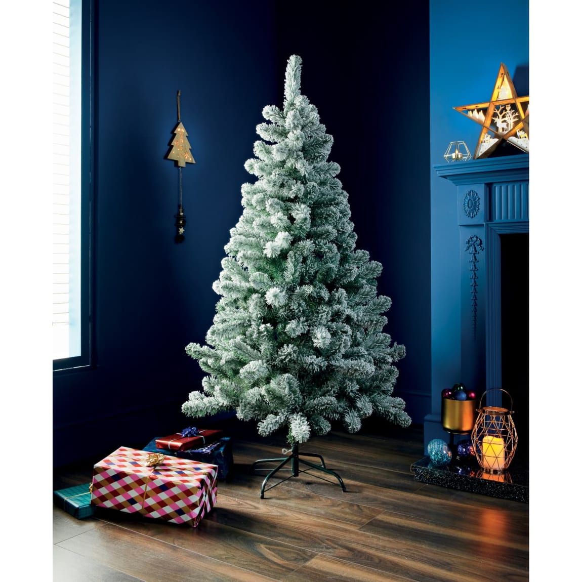 Wiltshire Snowy Festive Fir Christmas Tree 5ft