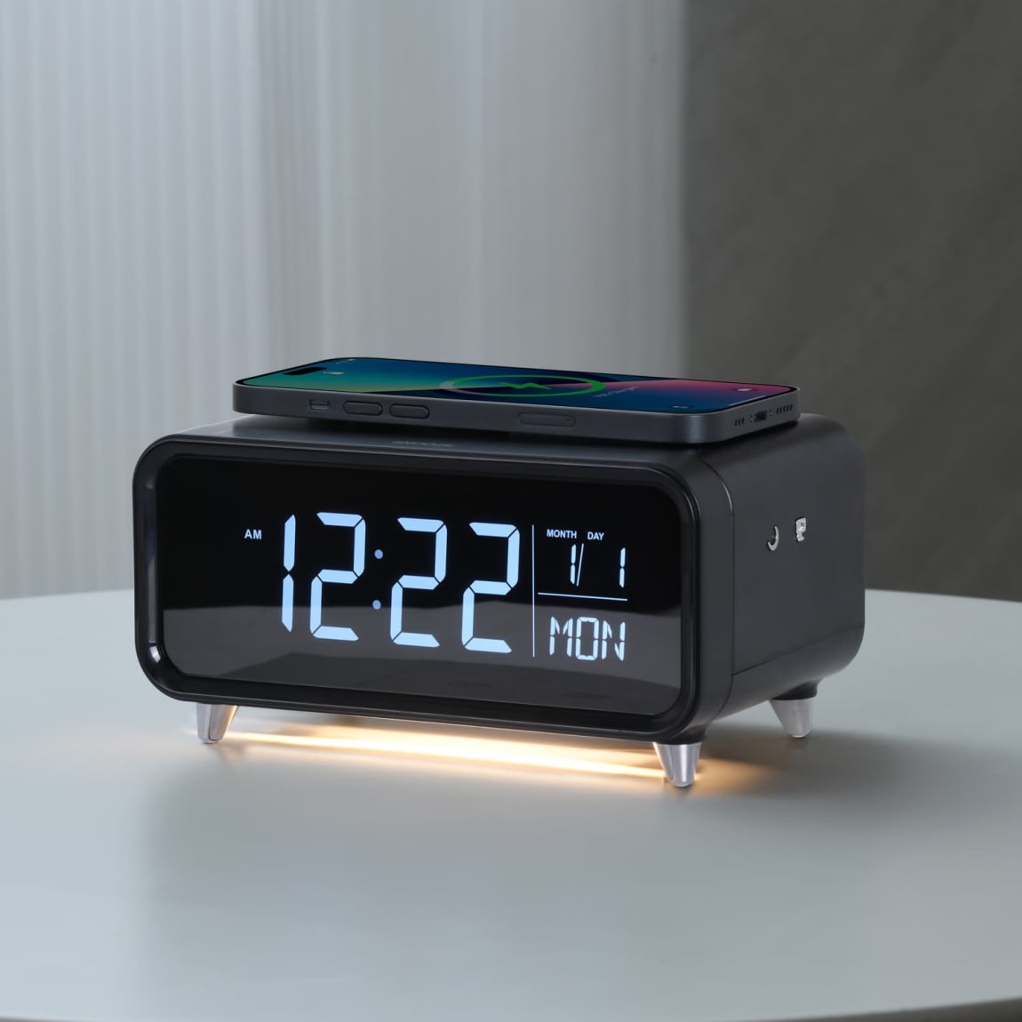 Goodmans Alarm Clock with QI Wireless Charging & Nightlight