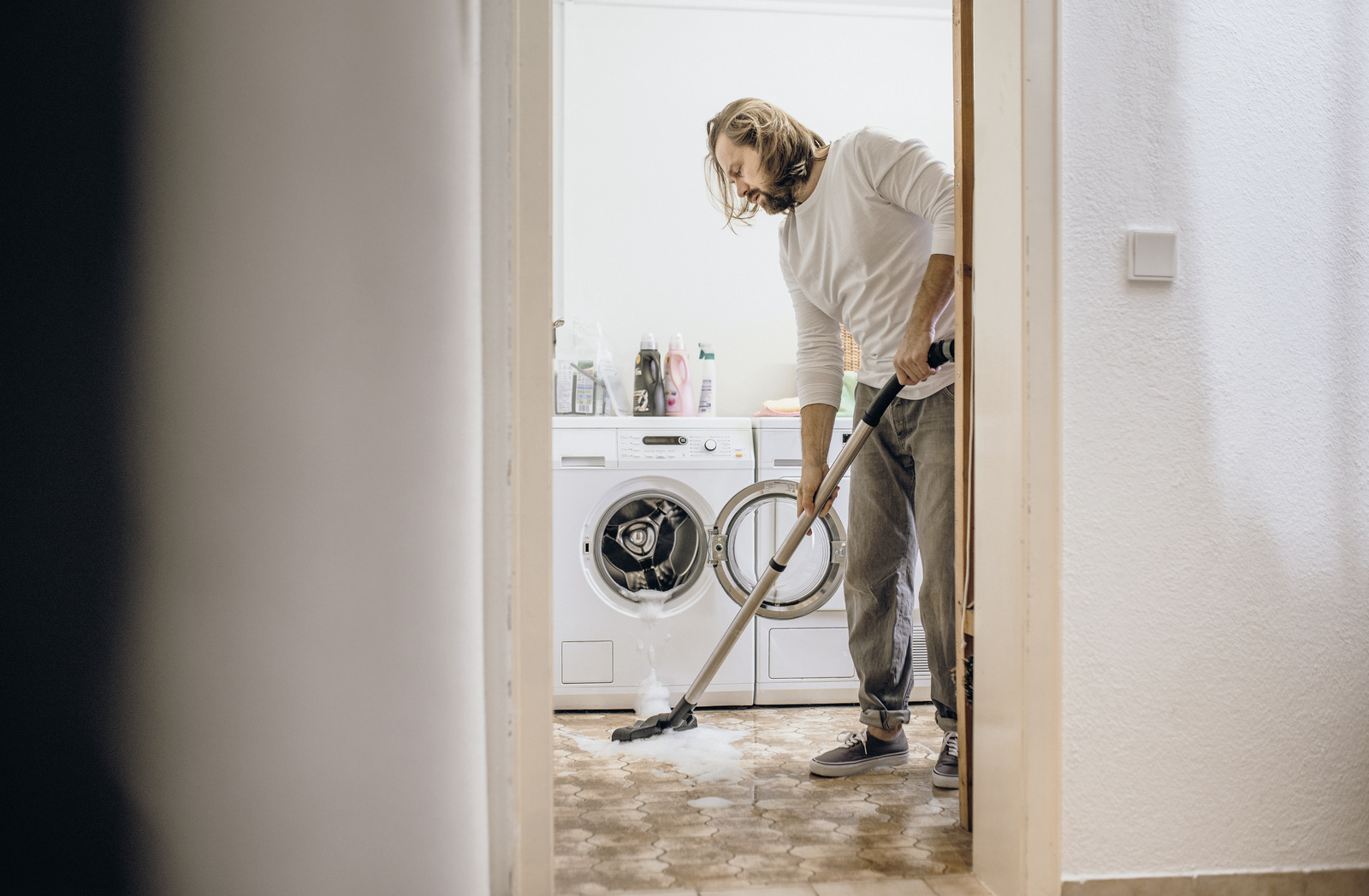 Wet and dry vacuum cleaner           WD 6 P Premium