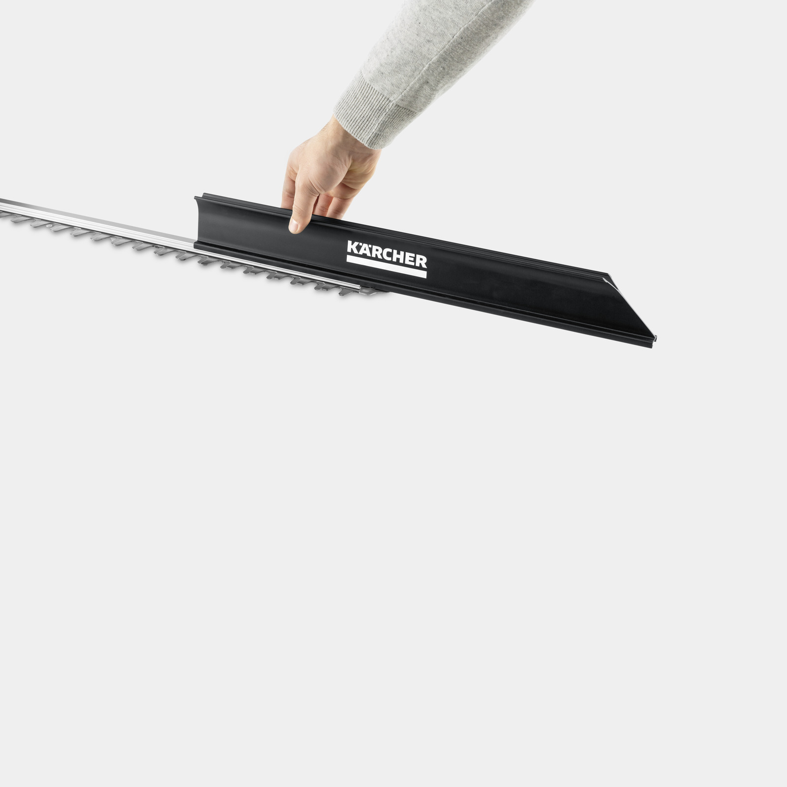 Battery hedge trimmer           HGE 18-50 Cordless Hedge Trimmer (Machine Only)