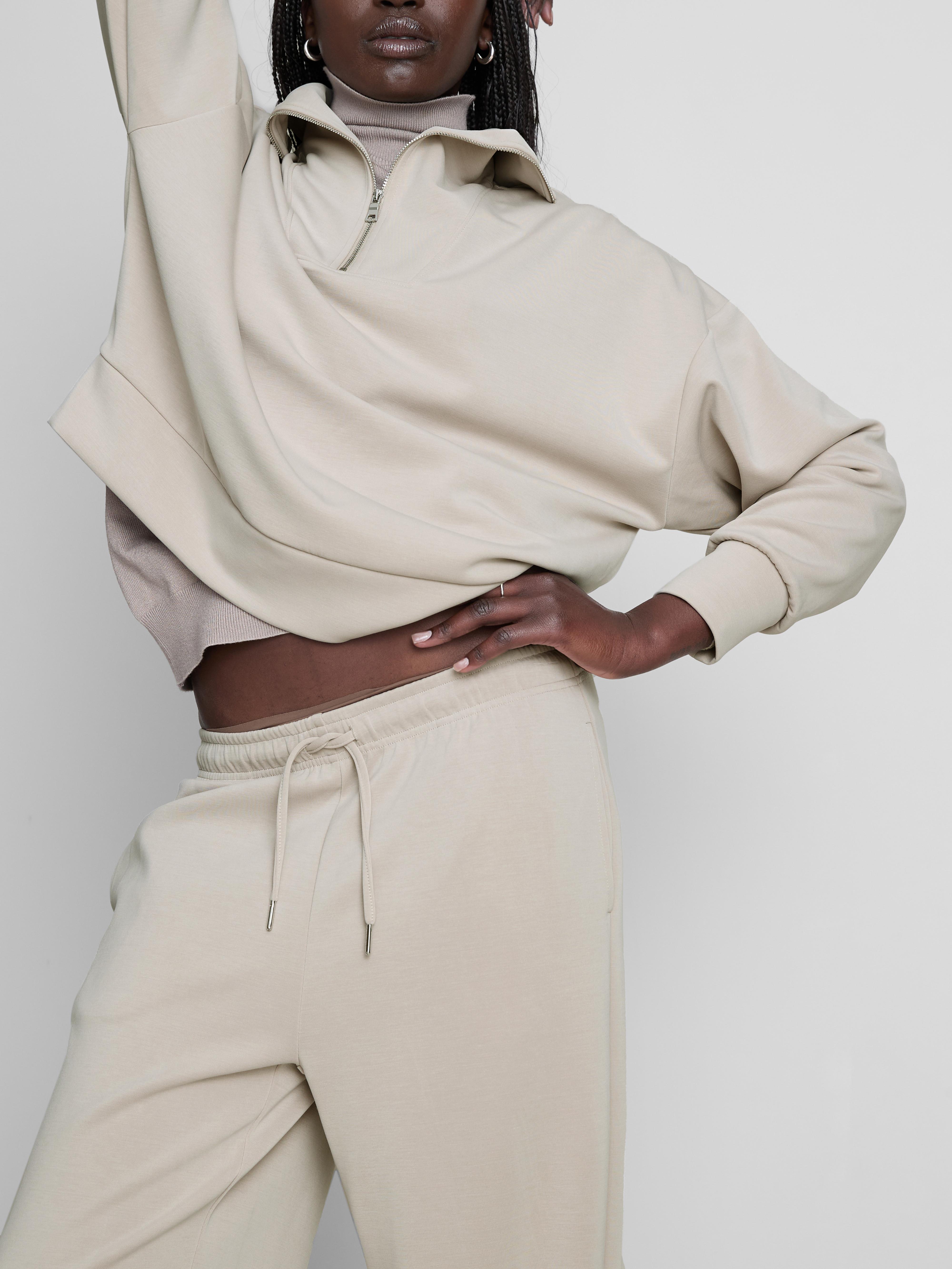 Smart Wide Leg Sweatpants