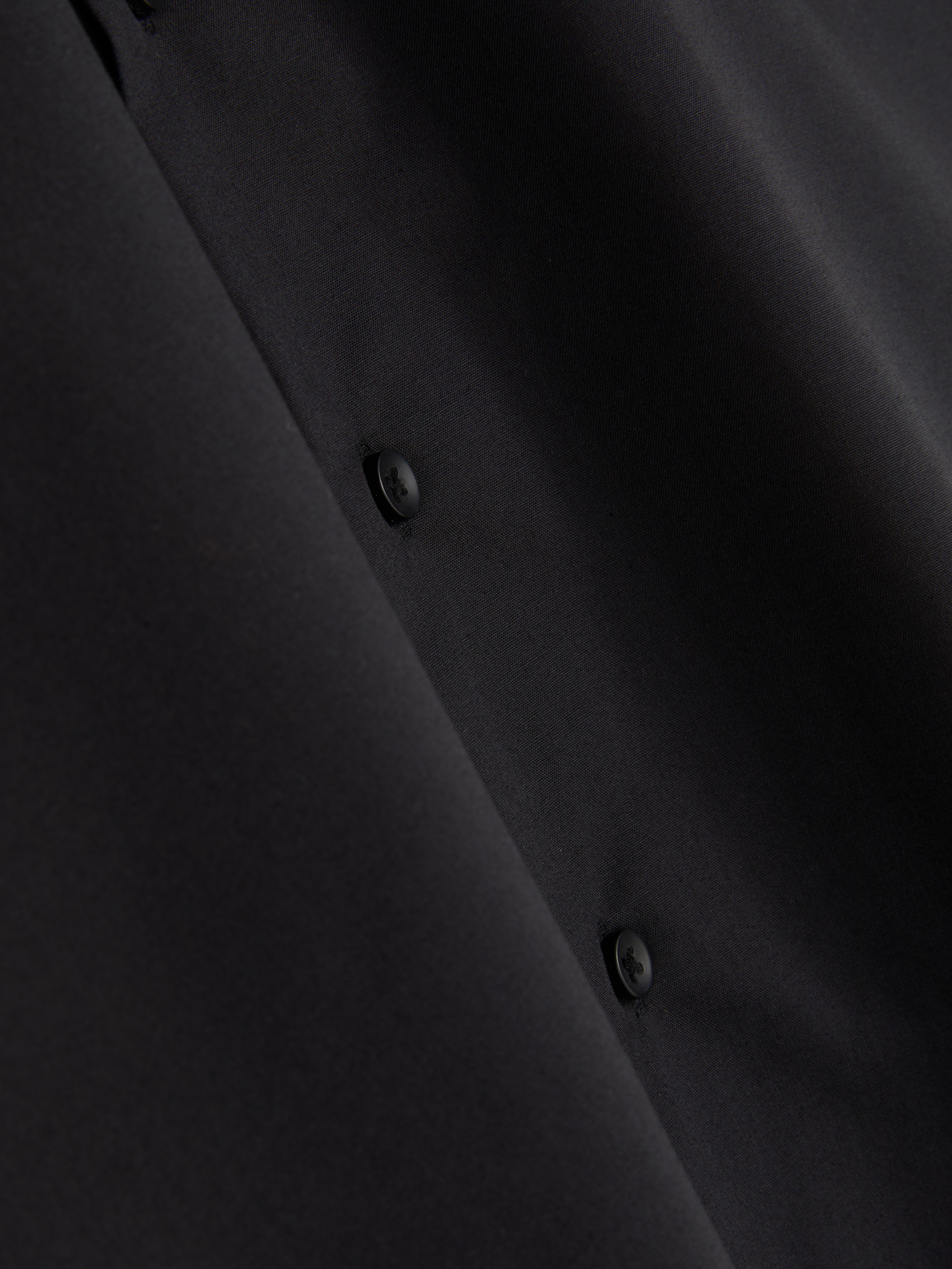 Slim Fit Short Sleeve Shirt