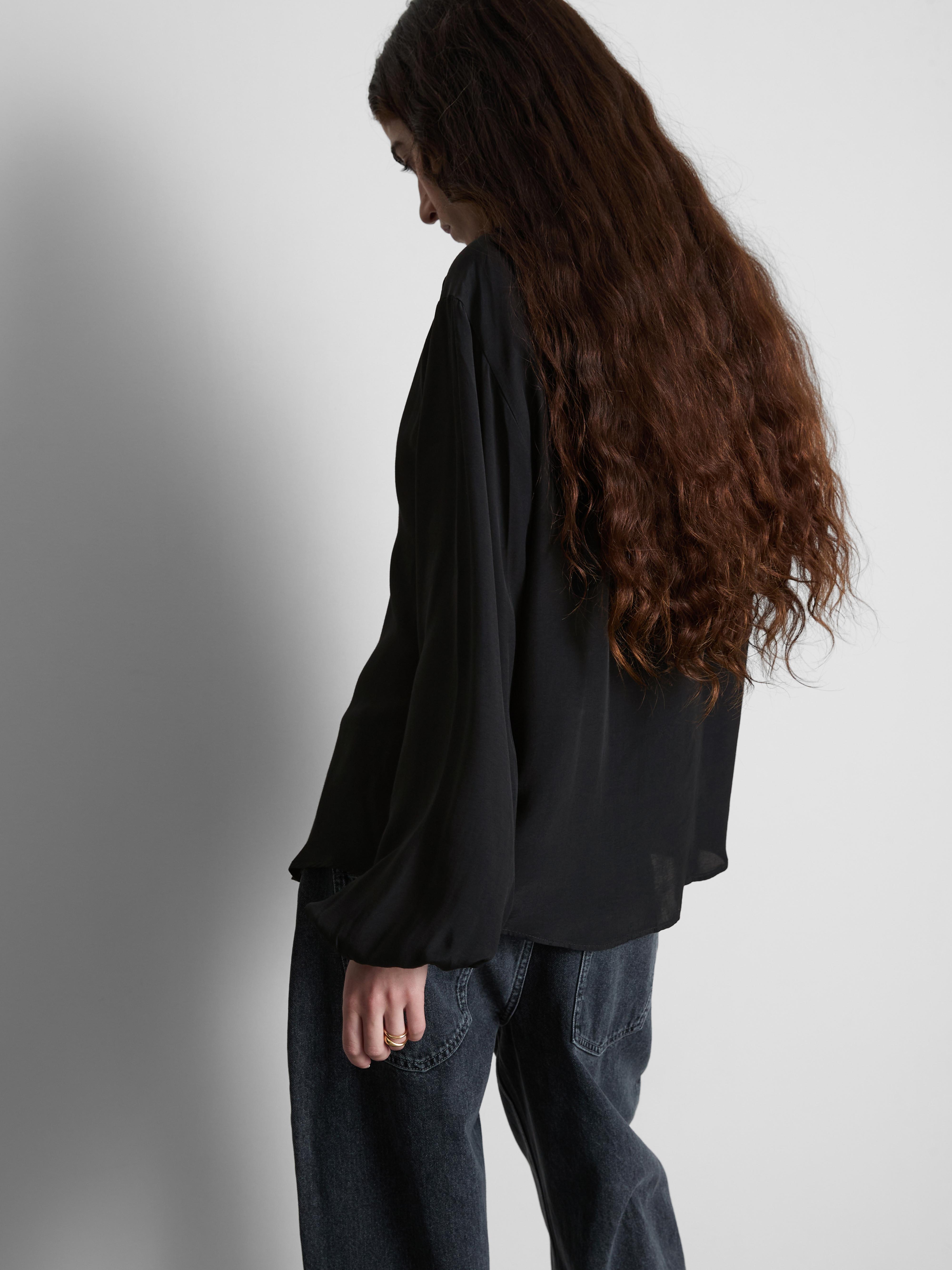 Button-Up Long Sleeve Blouse