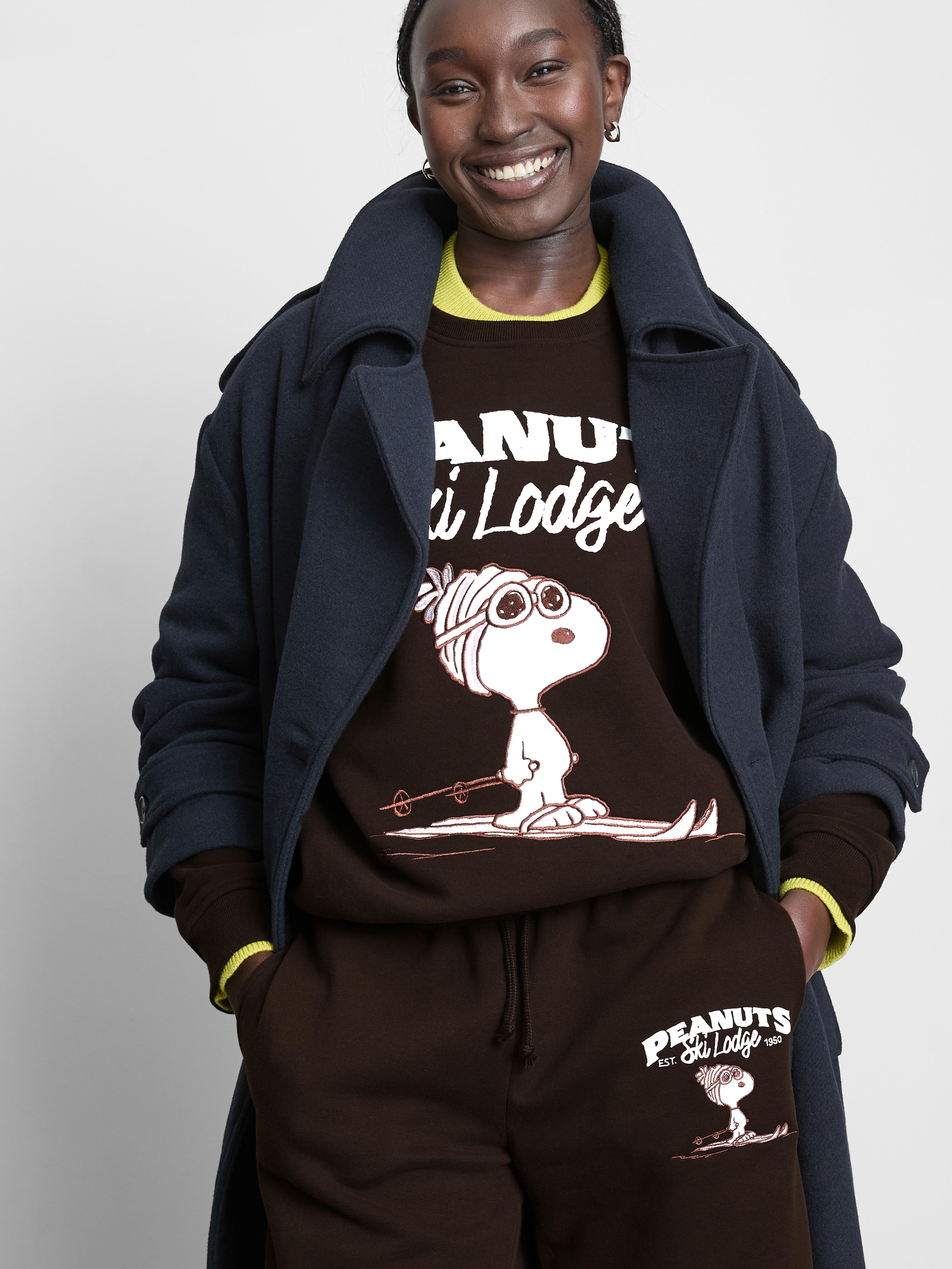 Peanuts Snoopy Graphic Sweatshirt