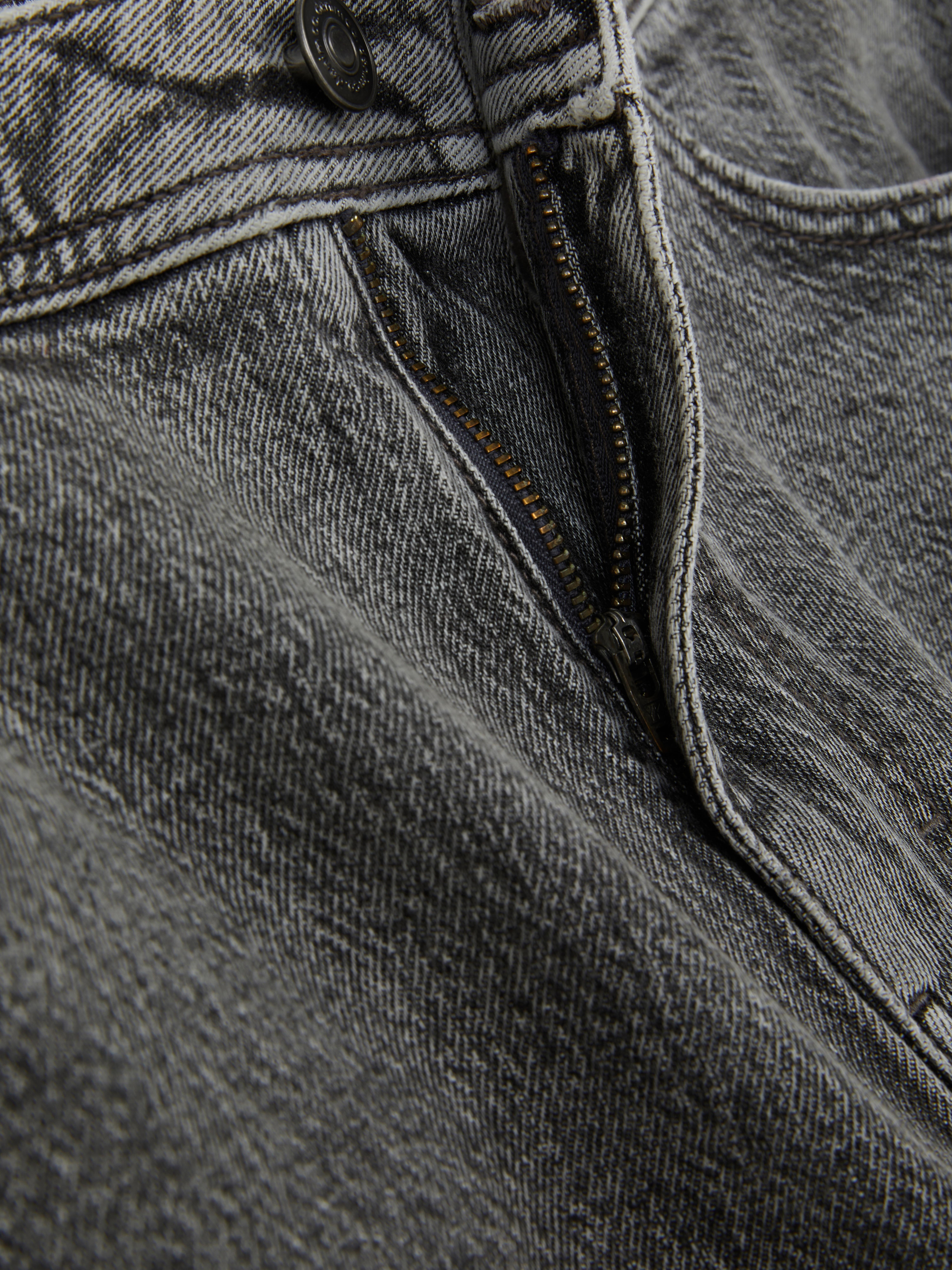 Mid-Rise Straight-Leg Jeans