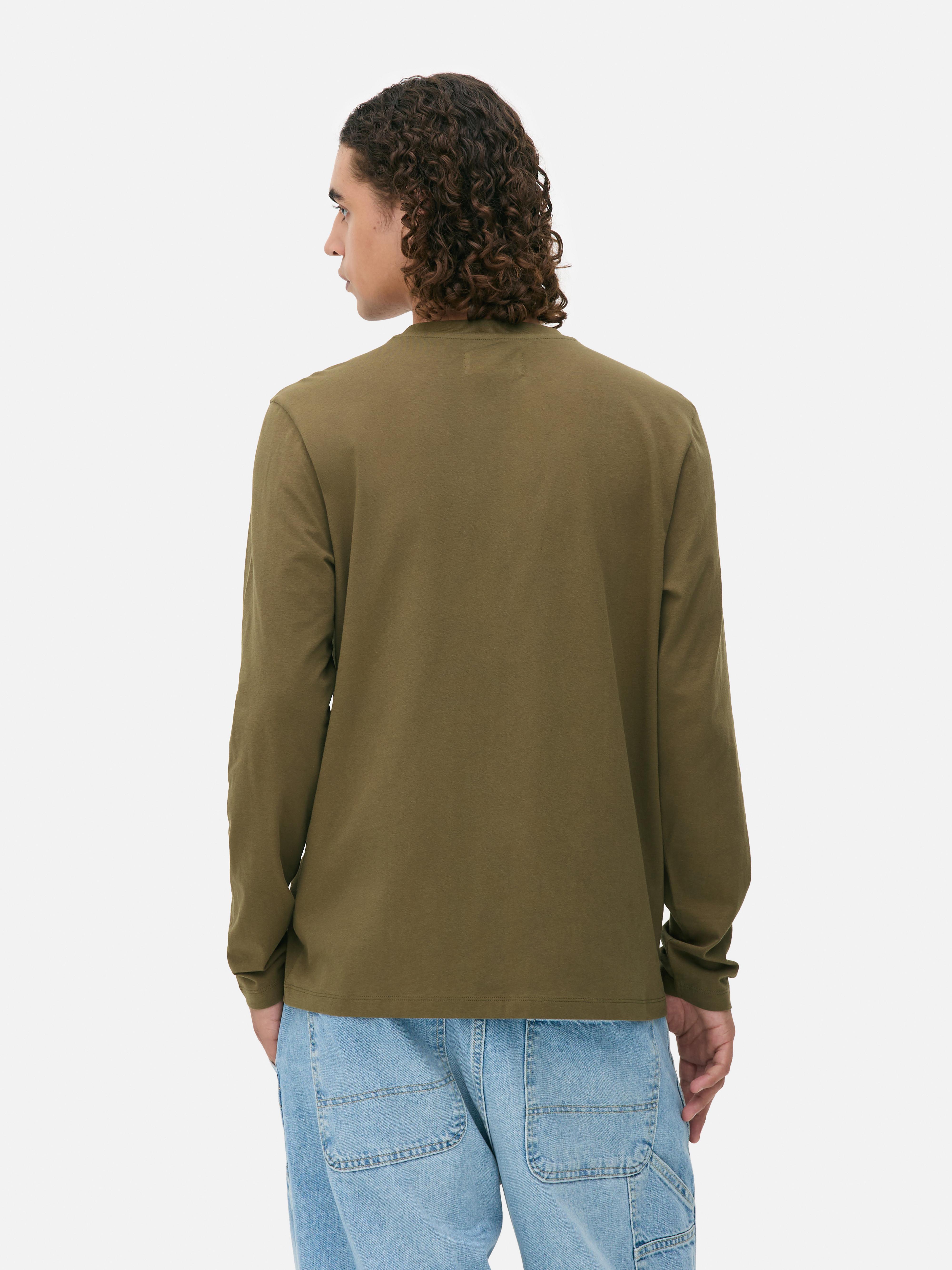 Essential Long Sleeve T-Shirt