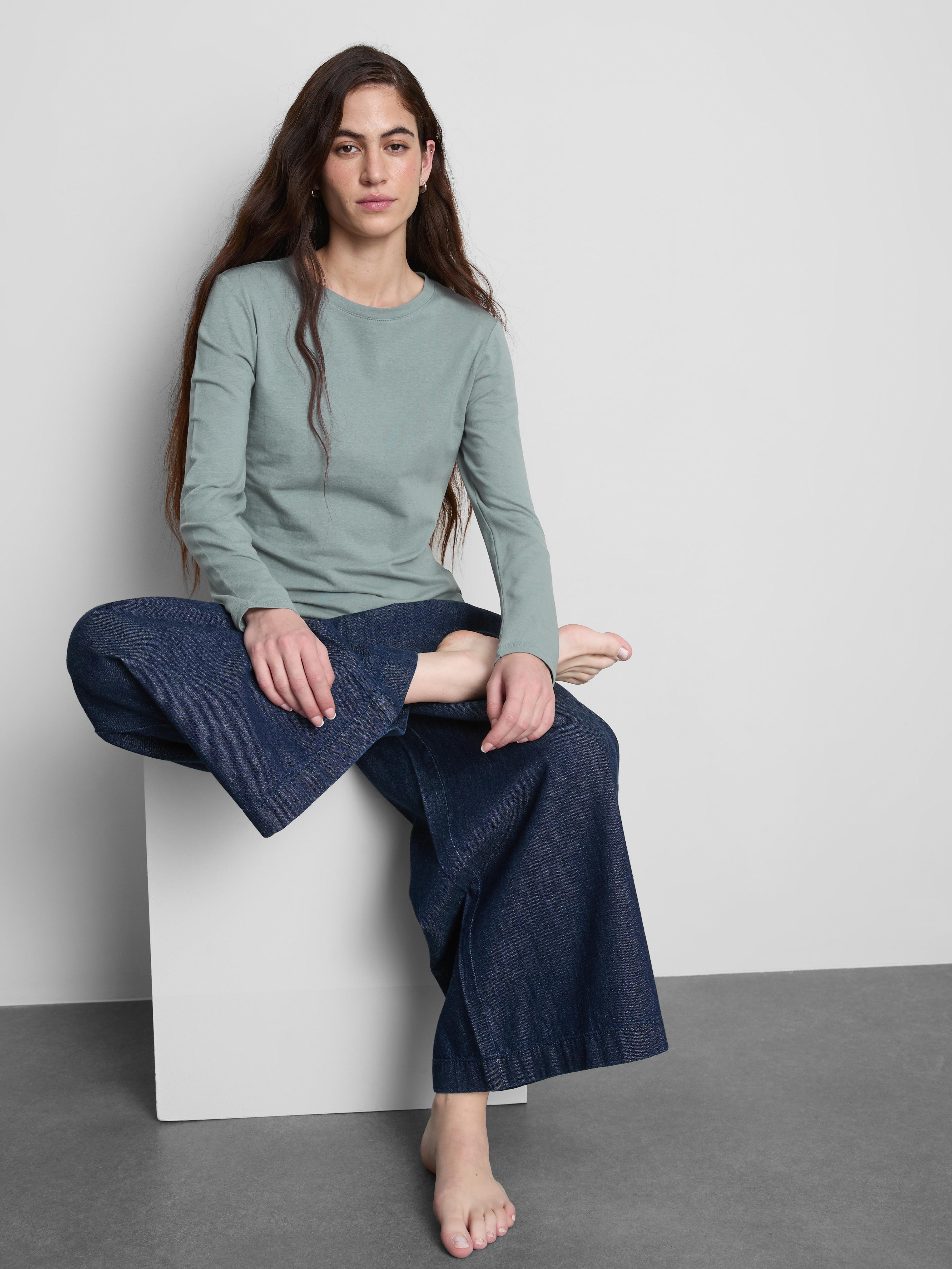 Stretch Crew Neck Top