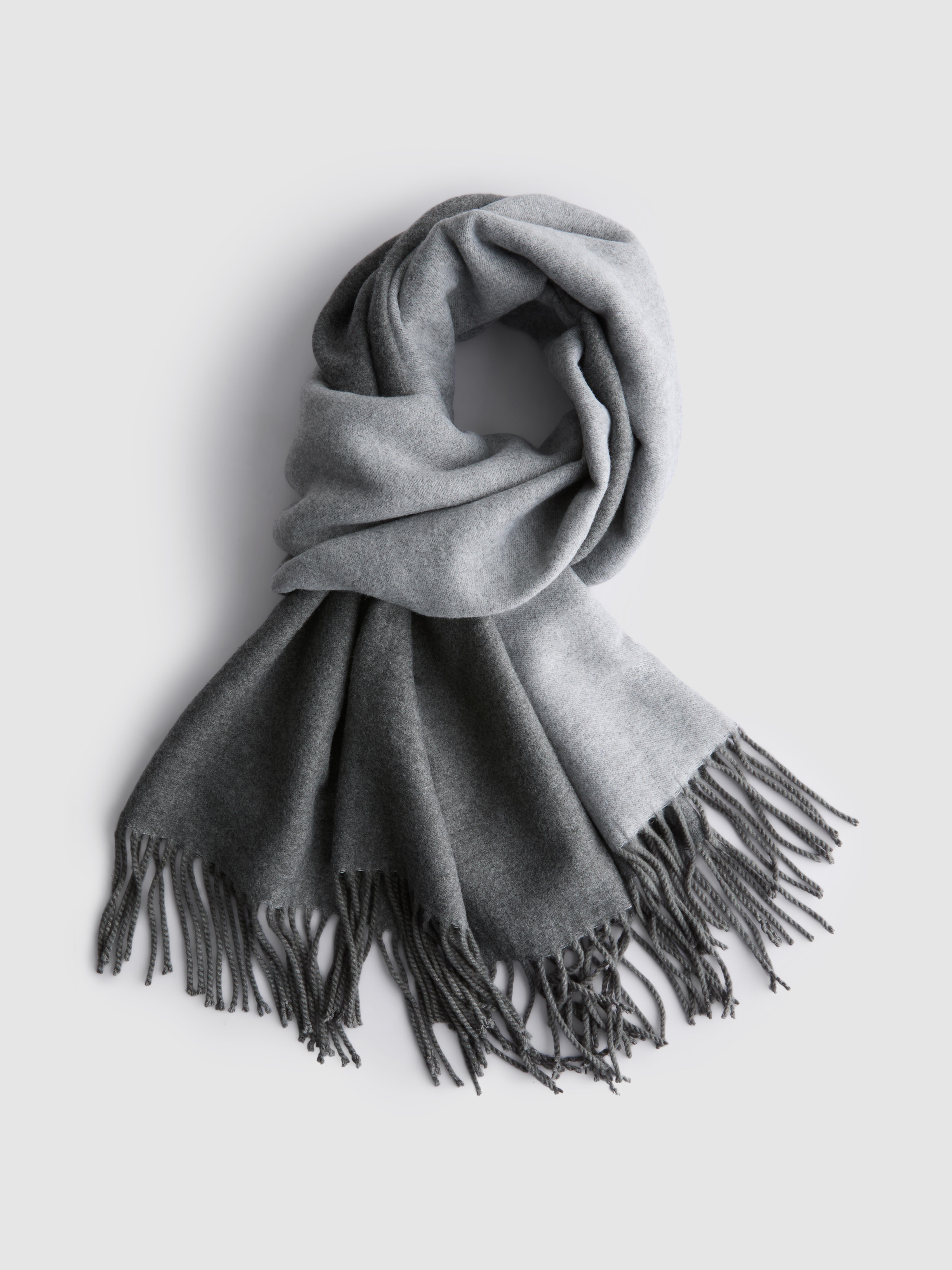 Tassel Two-Tone Scarf