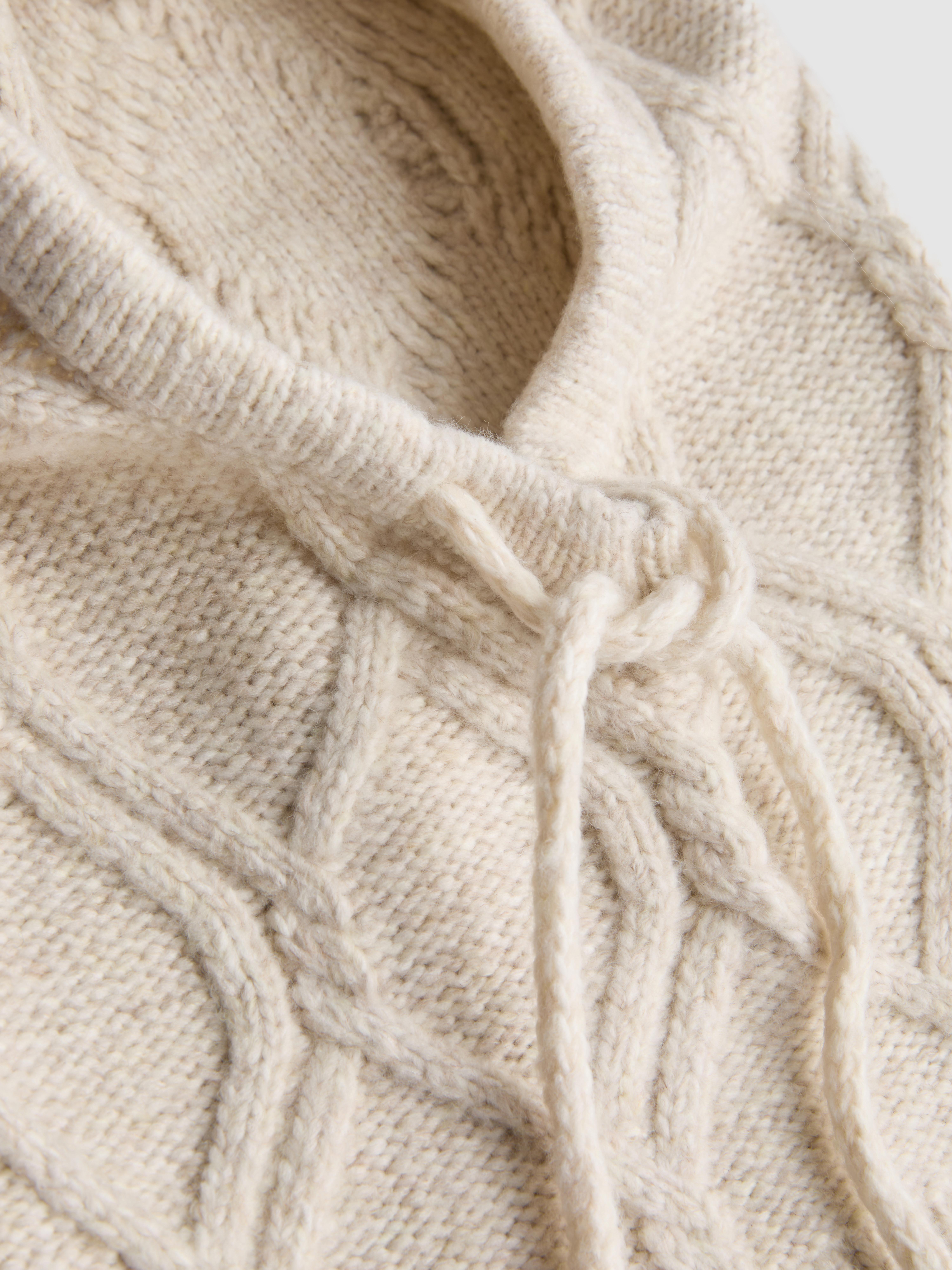 Cable Knit Hood