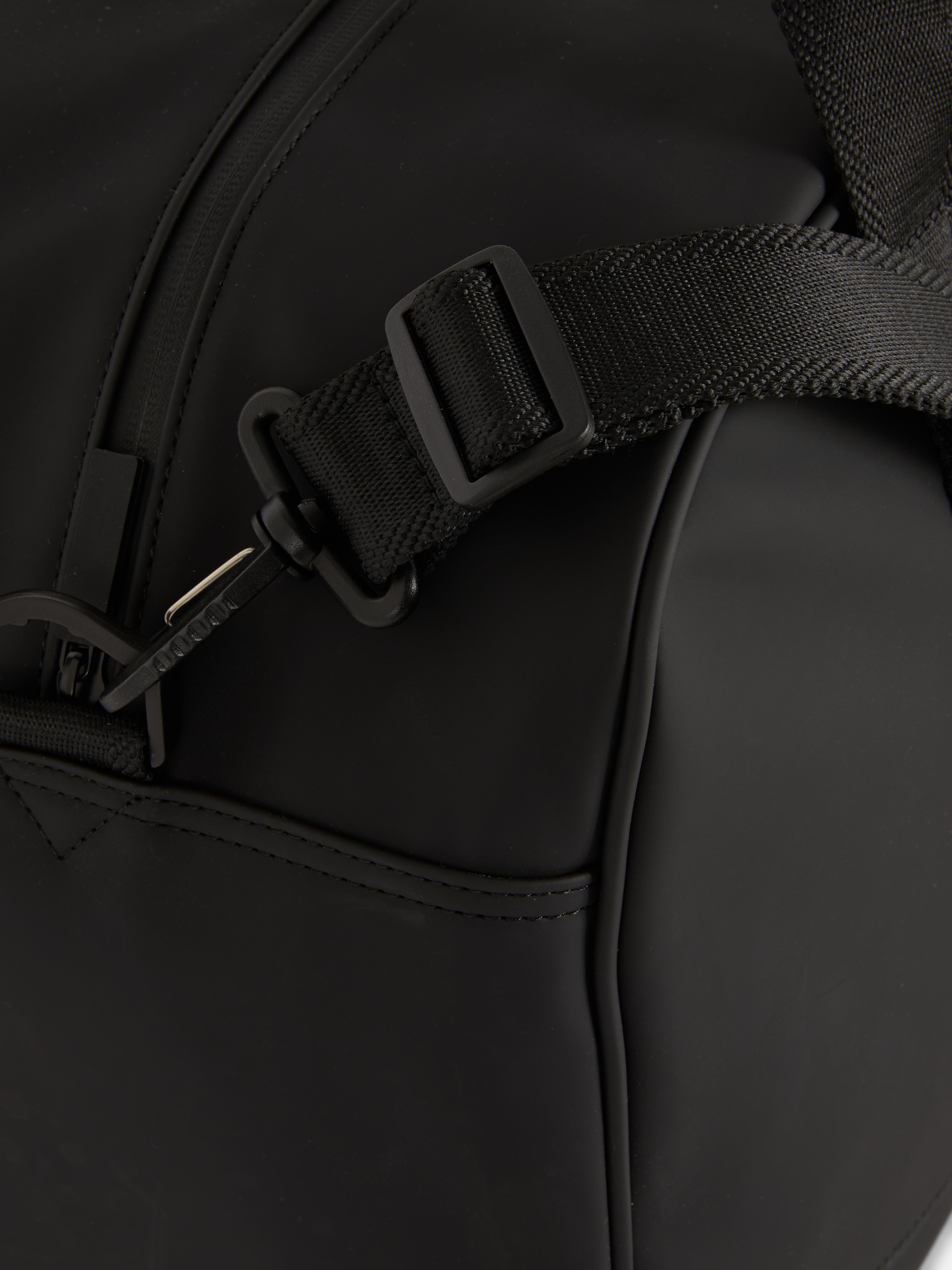 Weekender Bag With Carry Straps