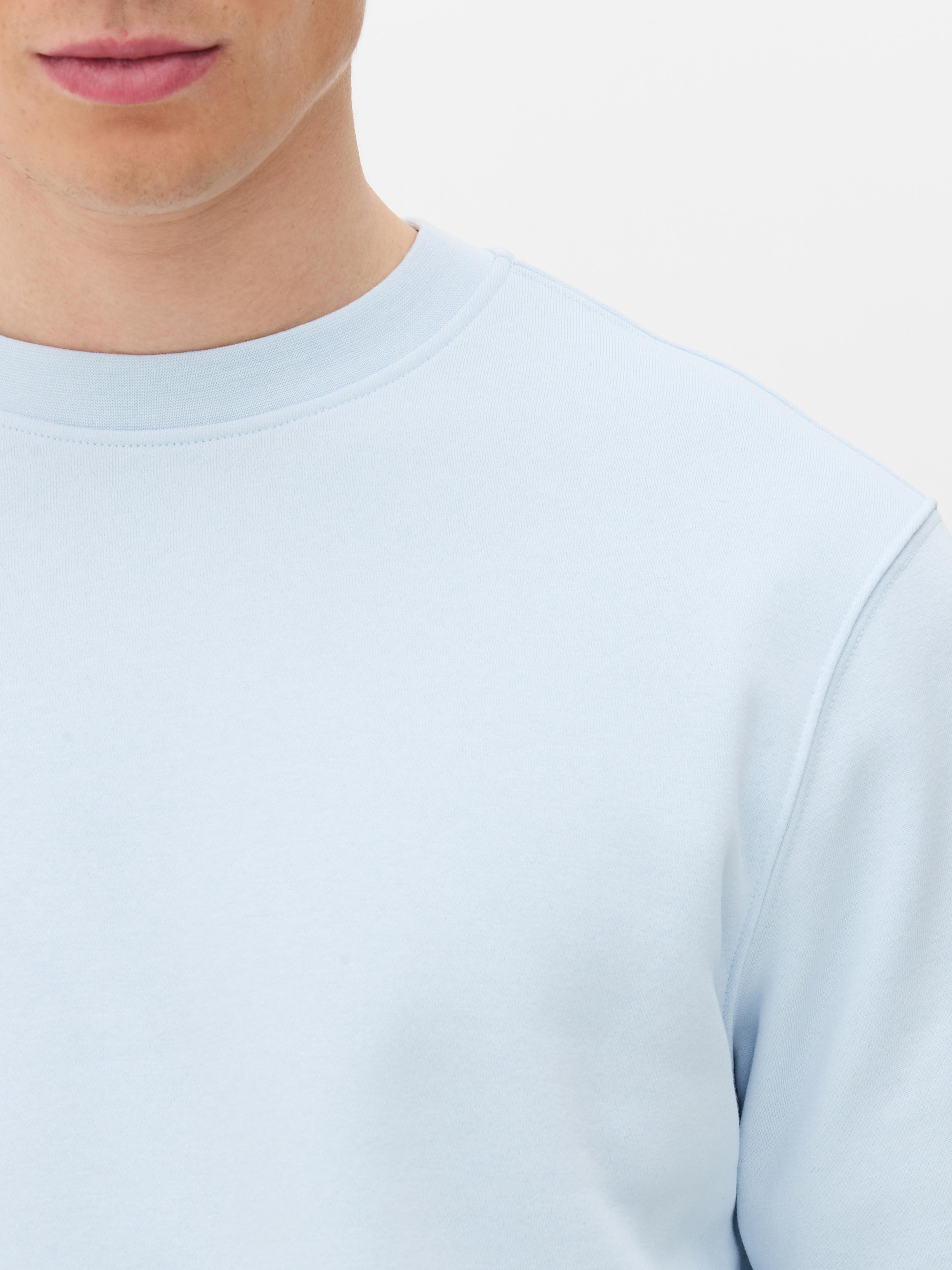 Essential Sweatshirt