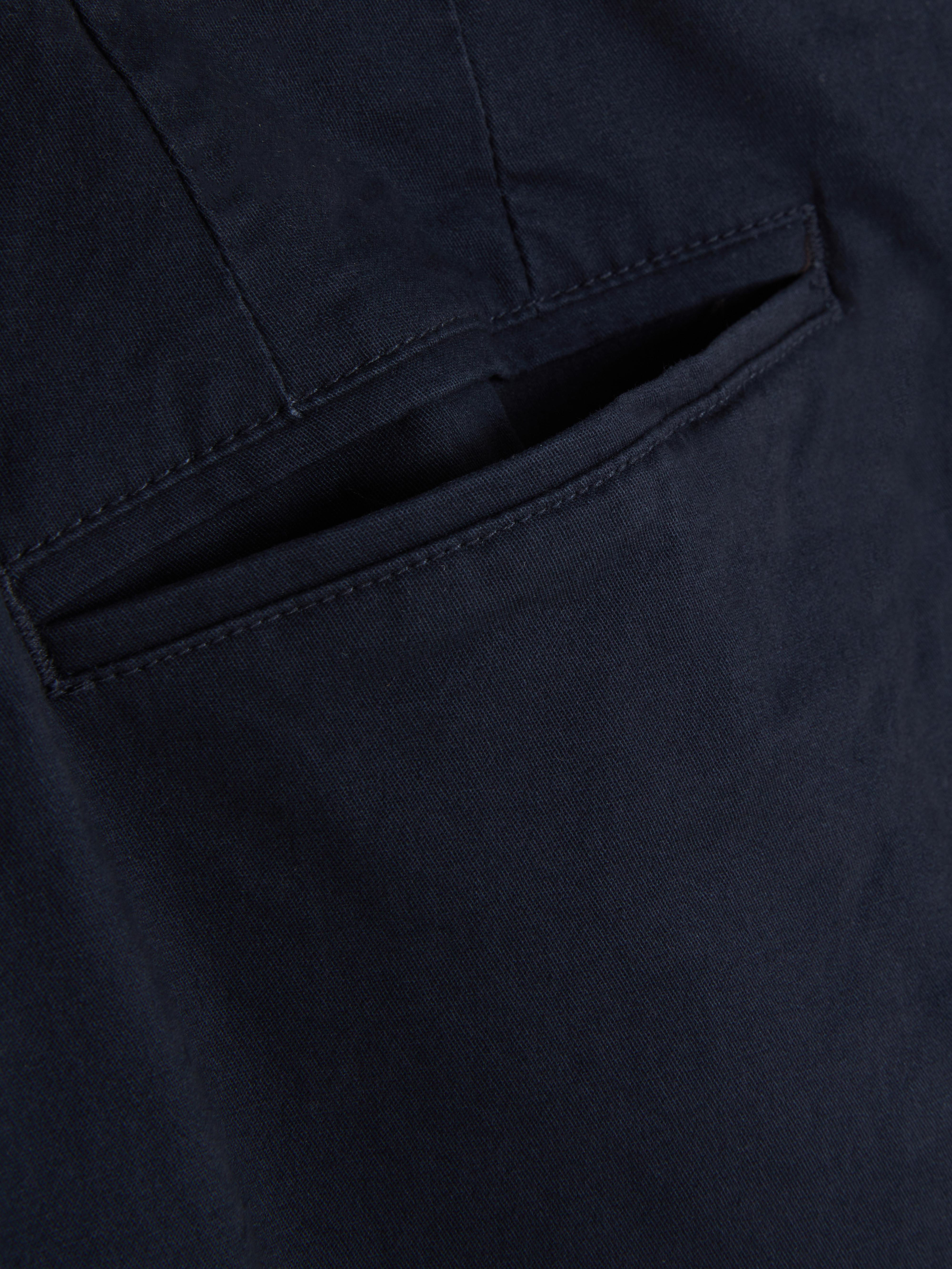 Straight Leg Stretch Chinos