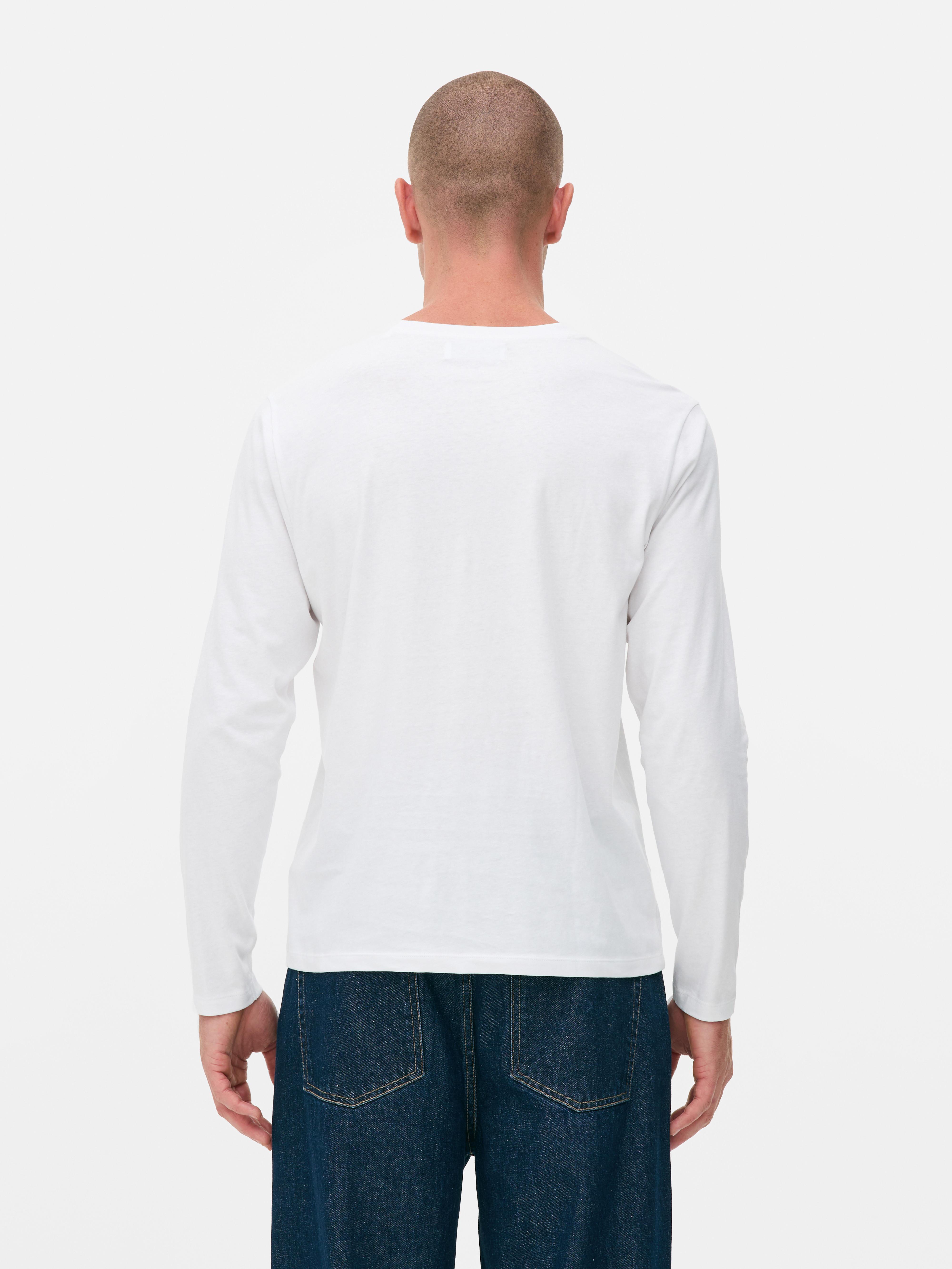 Essential Long Sleeve T-Shirt
