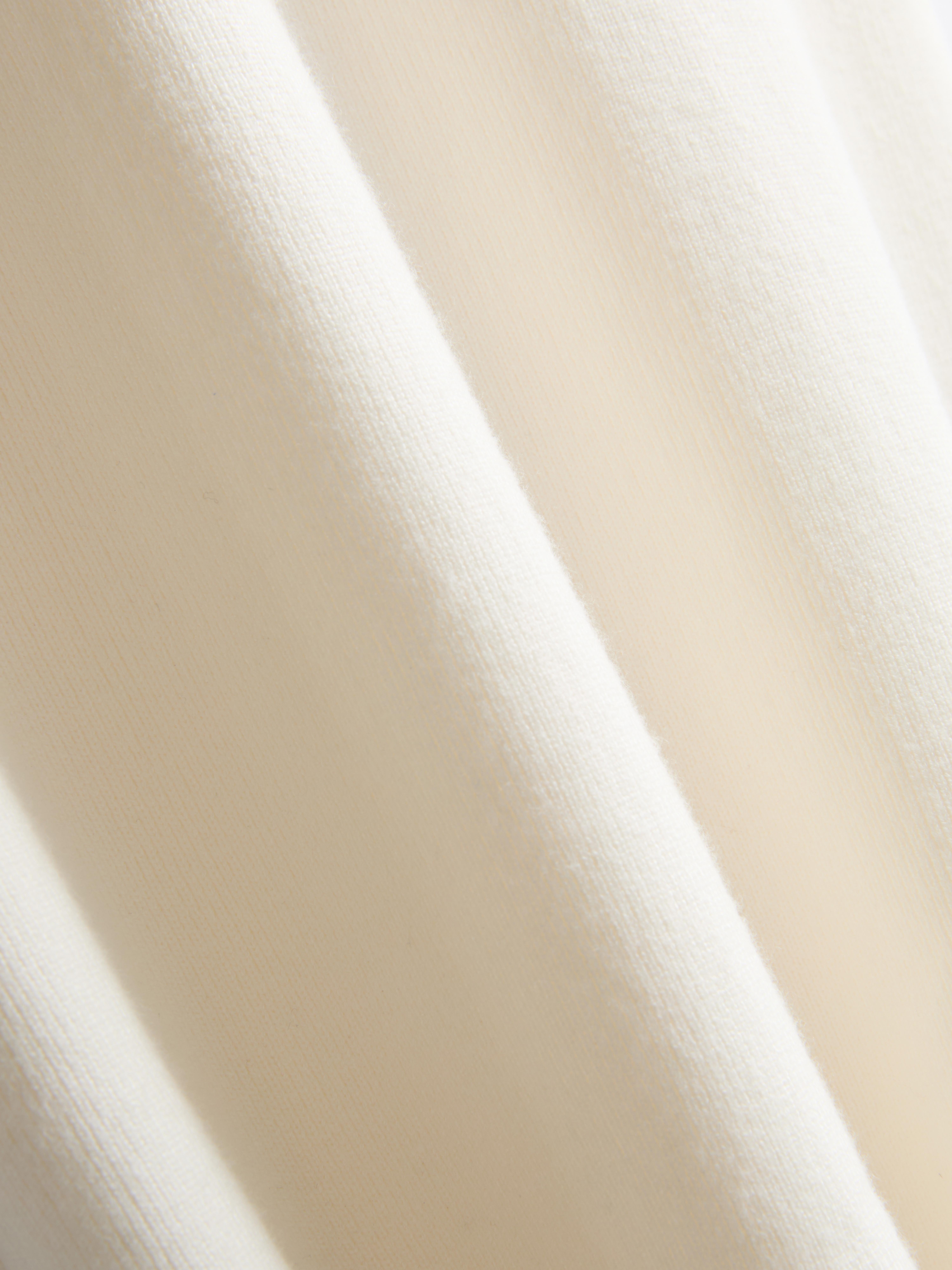 Sculpted Back Split Maxi Skirt