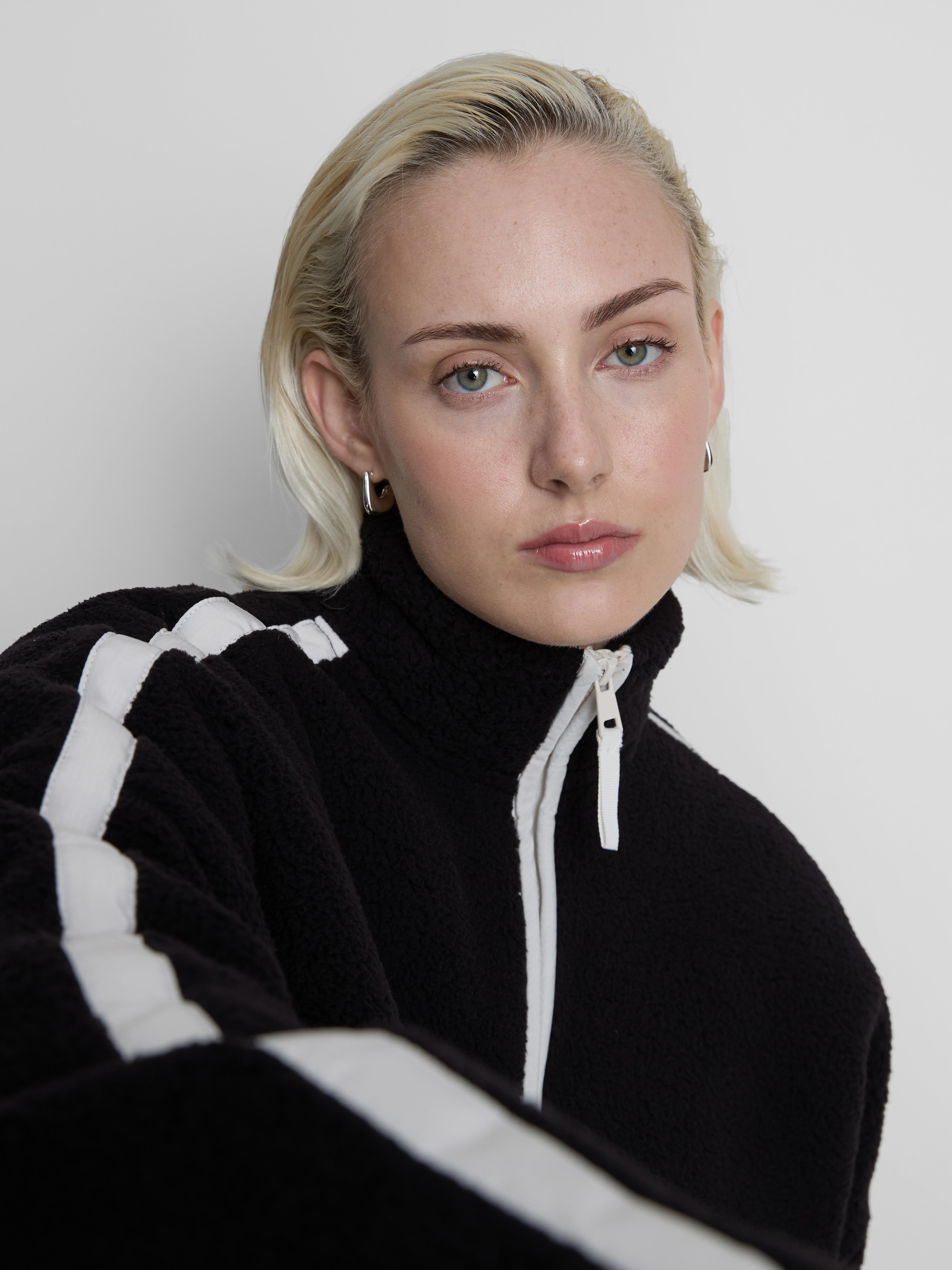 Contrast Pullover Fleece