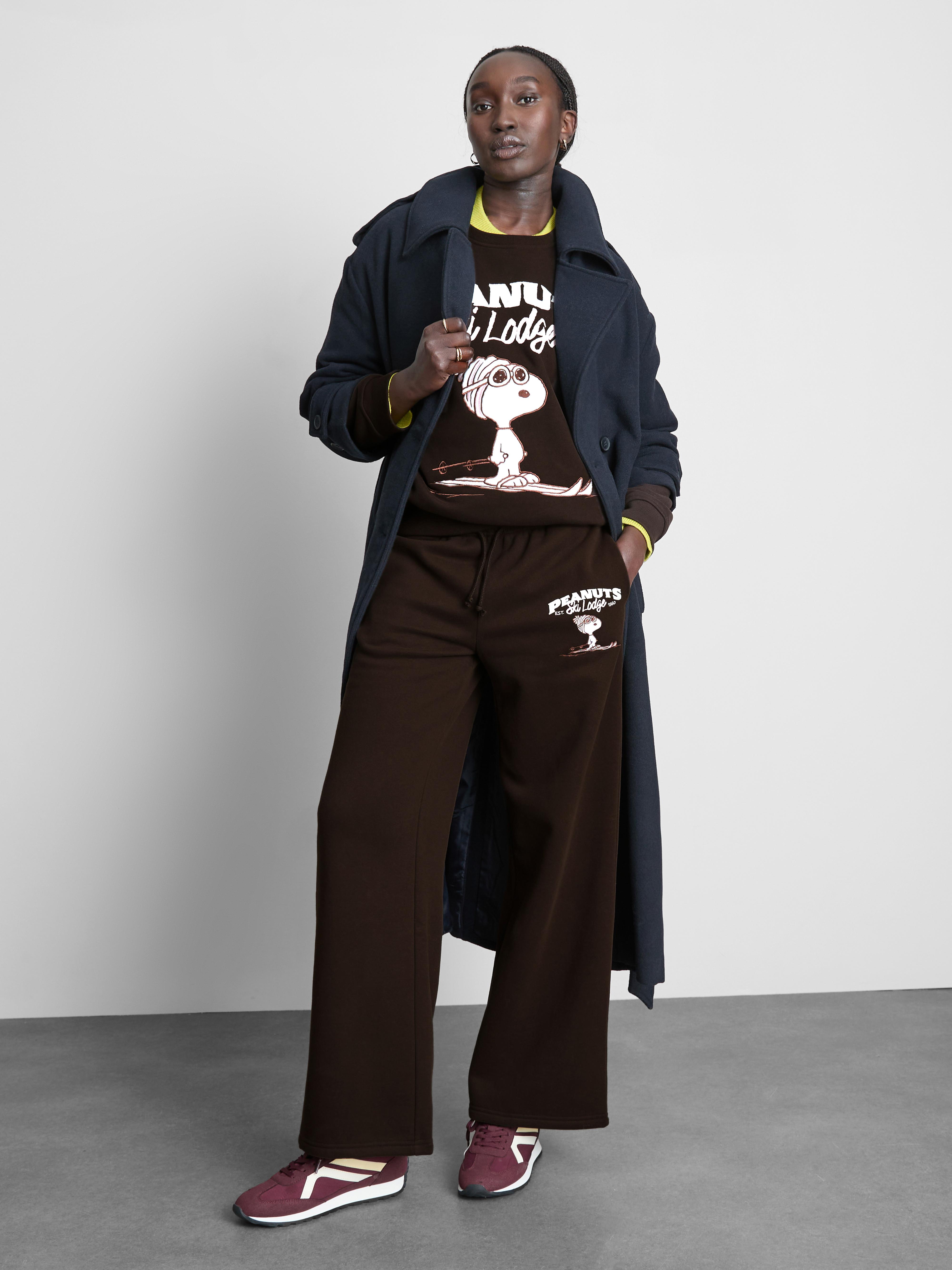 Peanuts Snoopy Graphic Sweatshirt