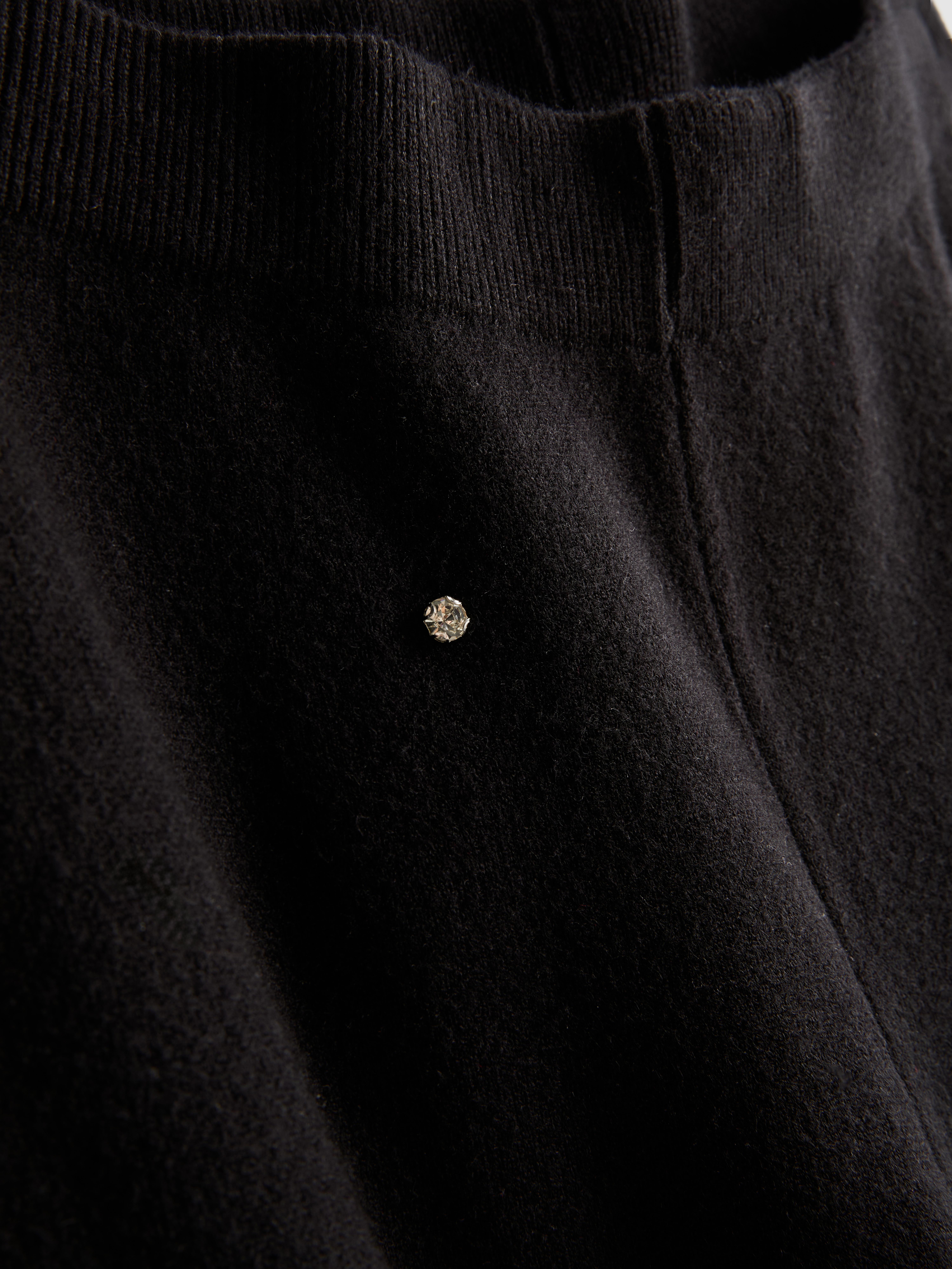 Embroidered Straight Leg Pants