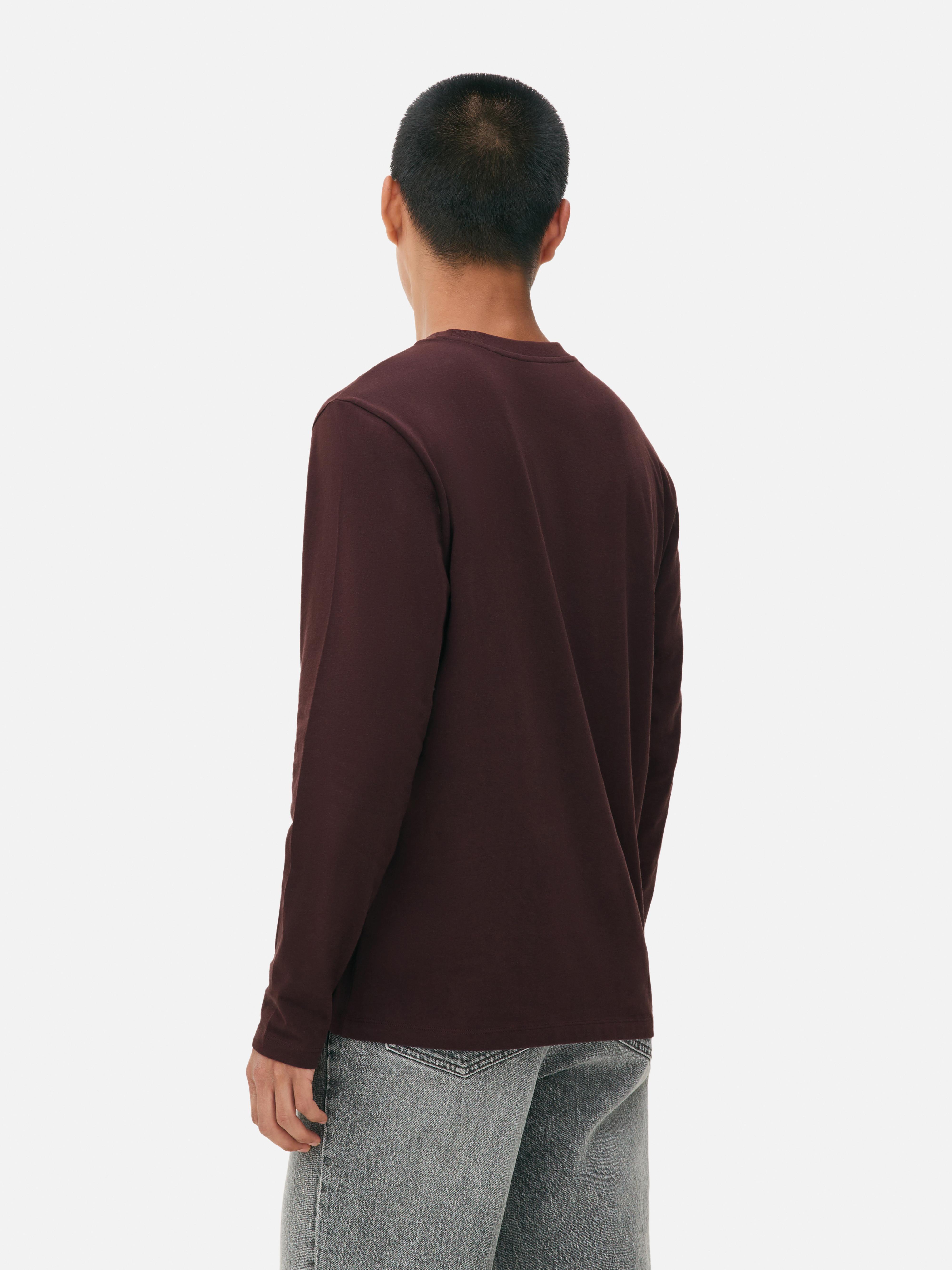 Essential Long Sleeve T-Shirt
