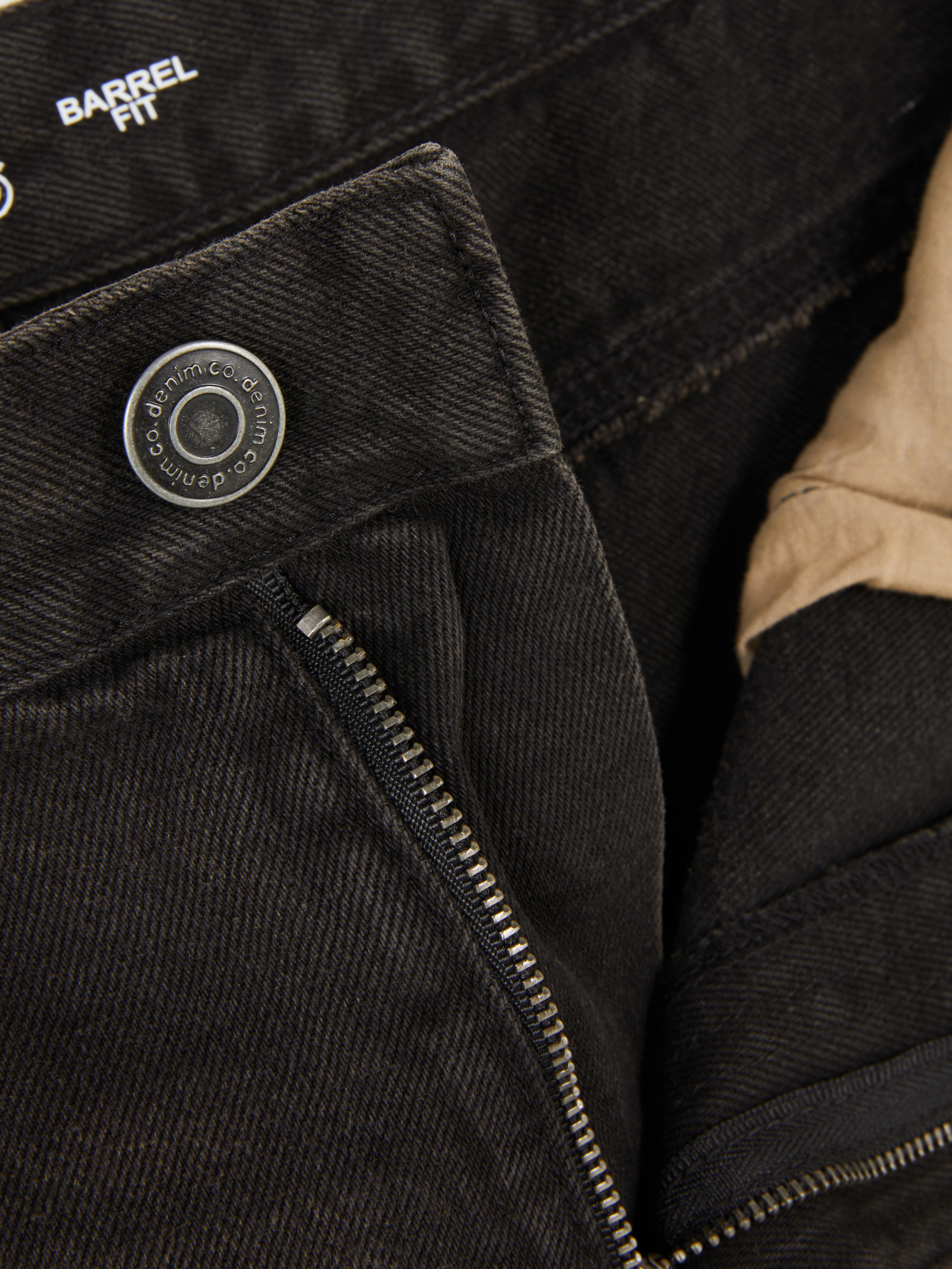 Low-Rise Barrel Leg Jeans