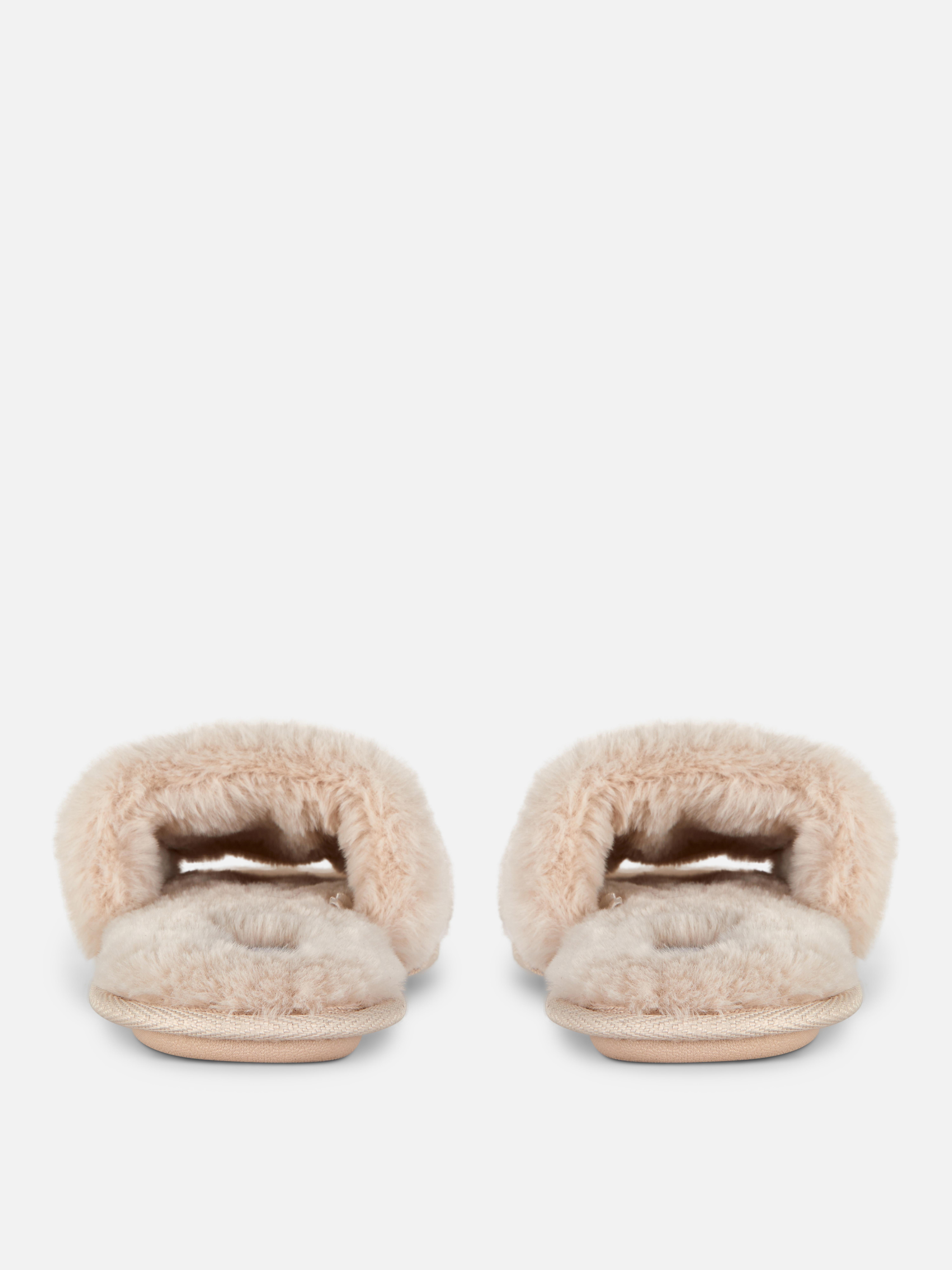 Fluffy Crossband Slippers
