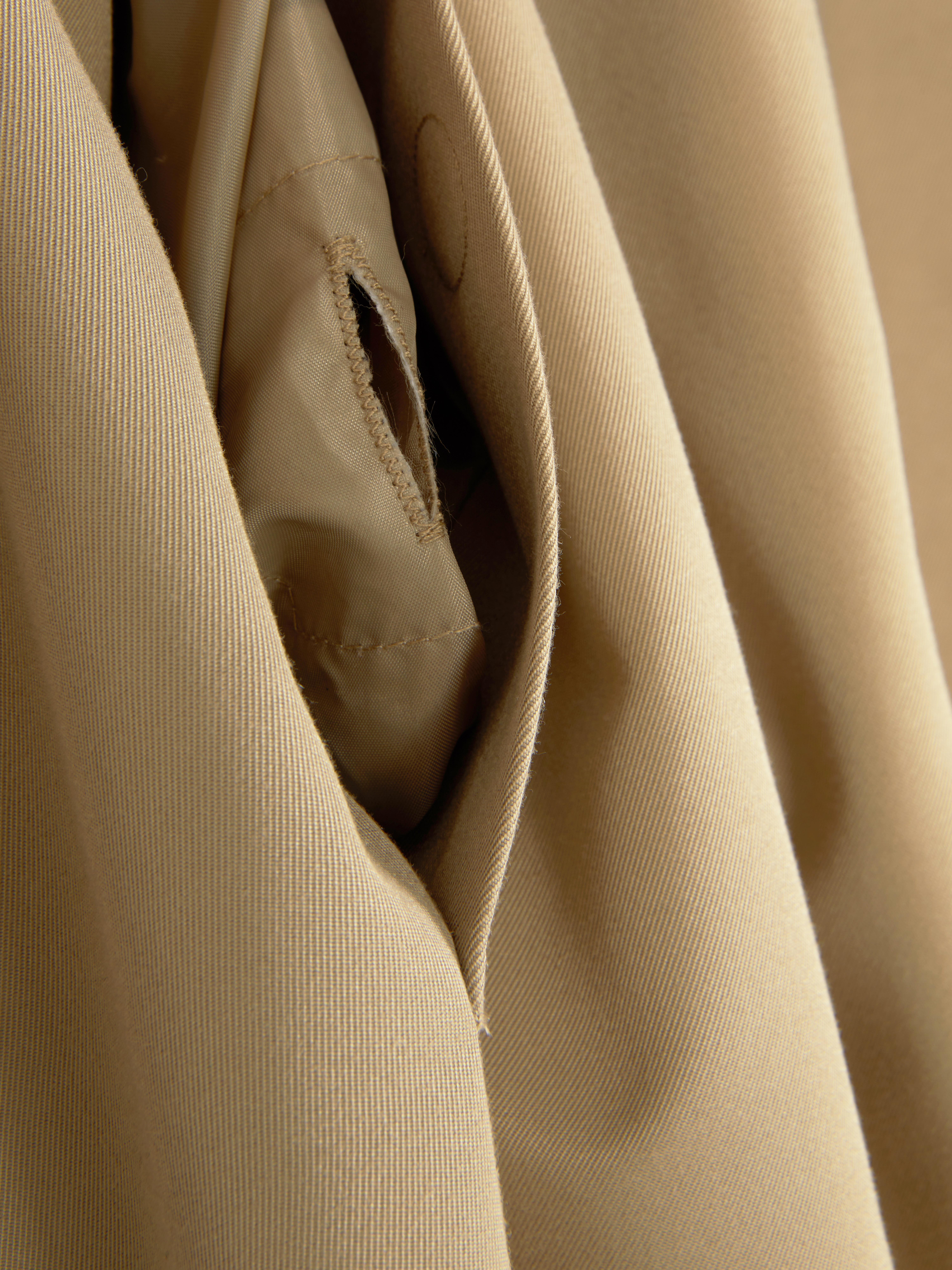 Adaptive Double-Breasted Trench