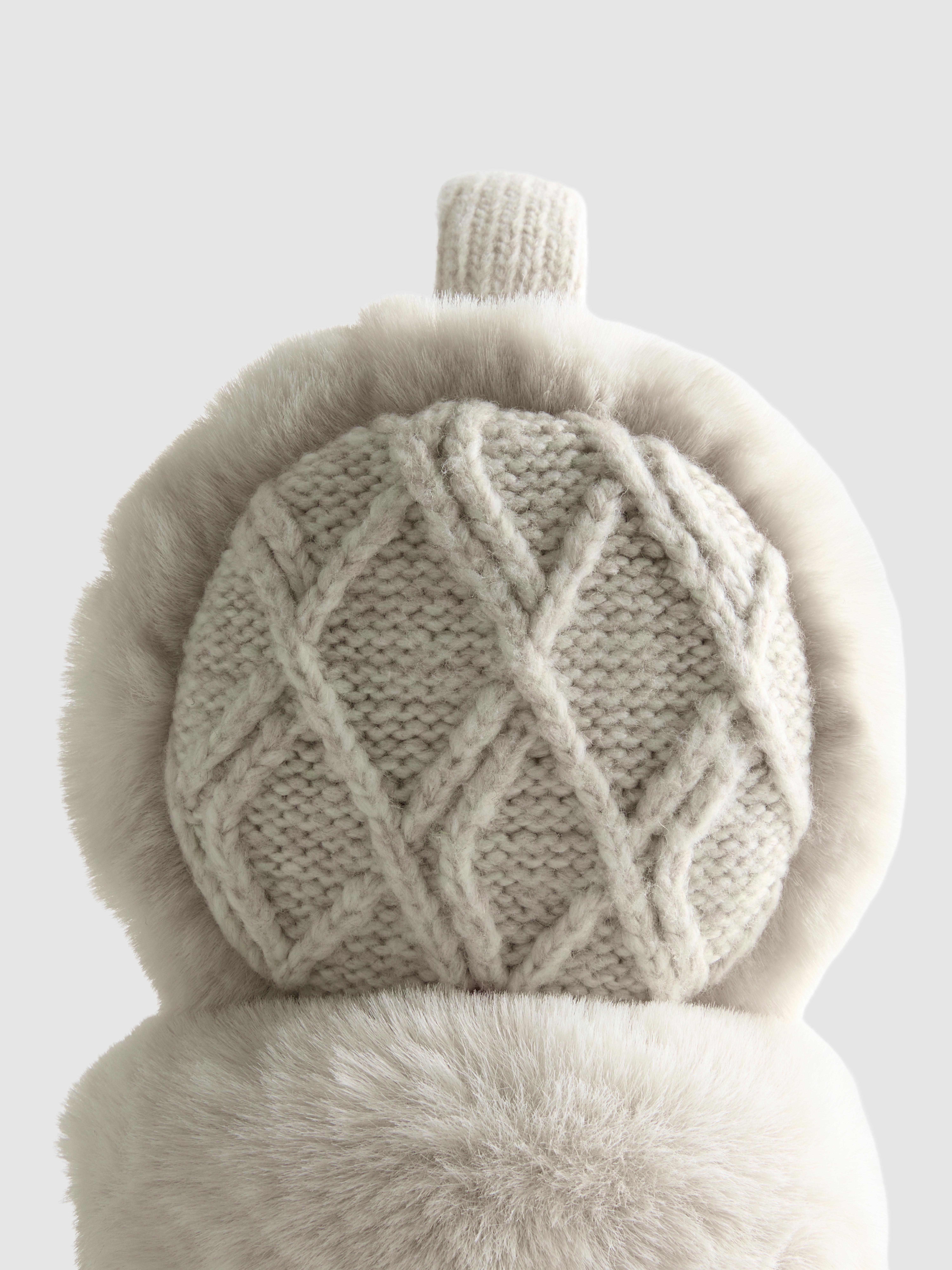 Cable Knit Earmuffs
