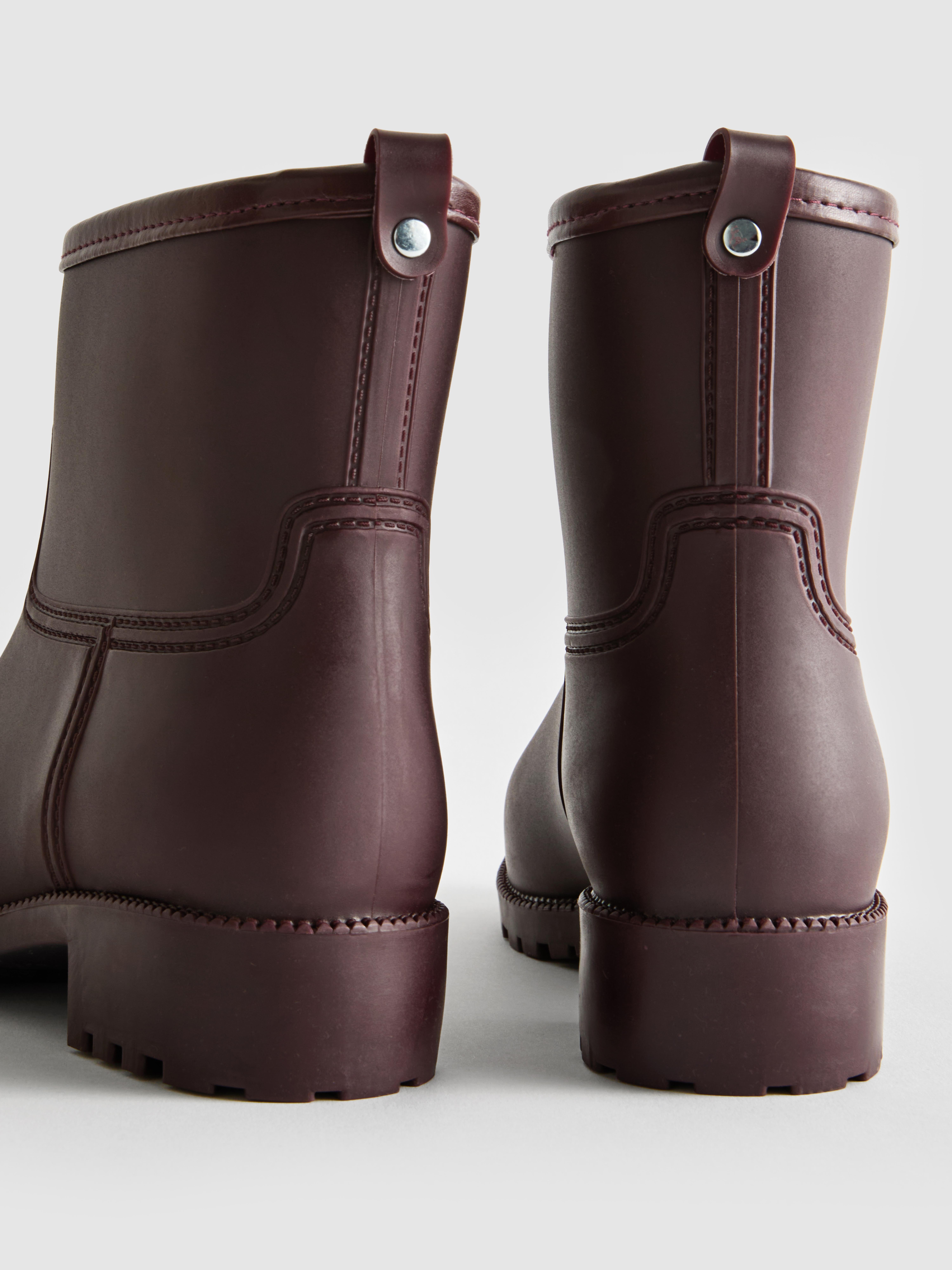 Chunky Low Top Rain Boot