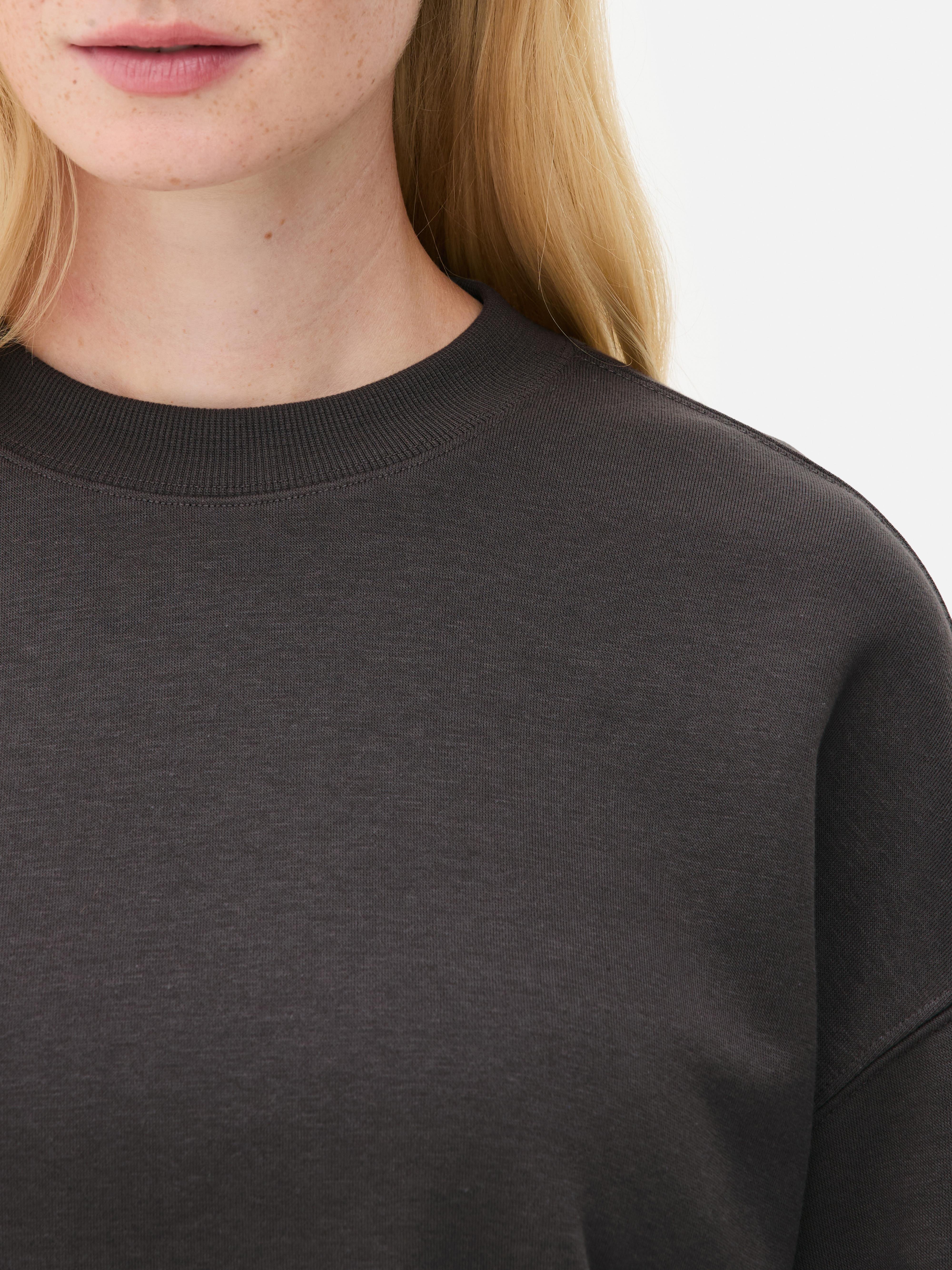 Essential Sweatshirt