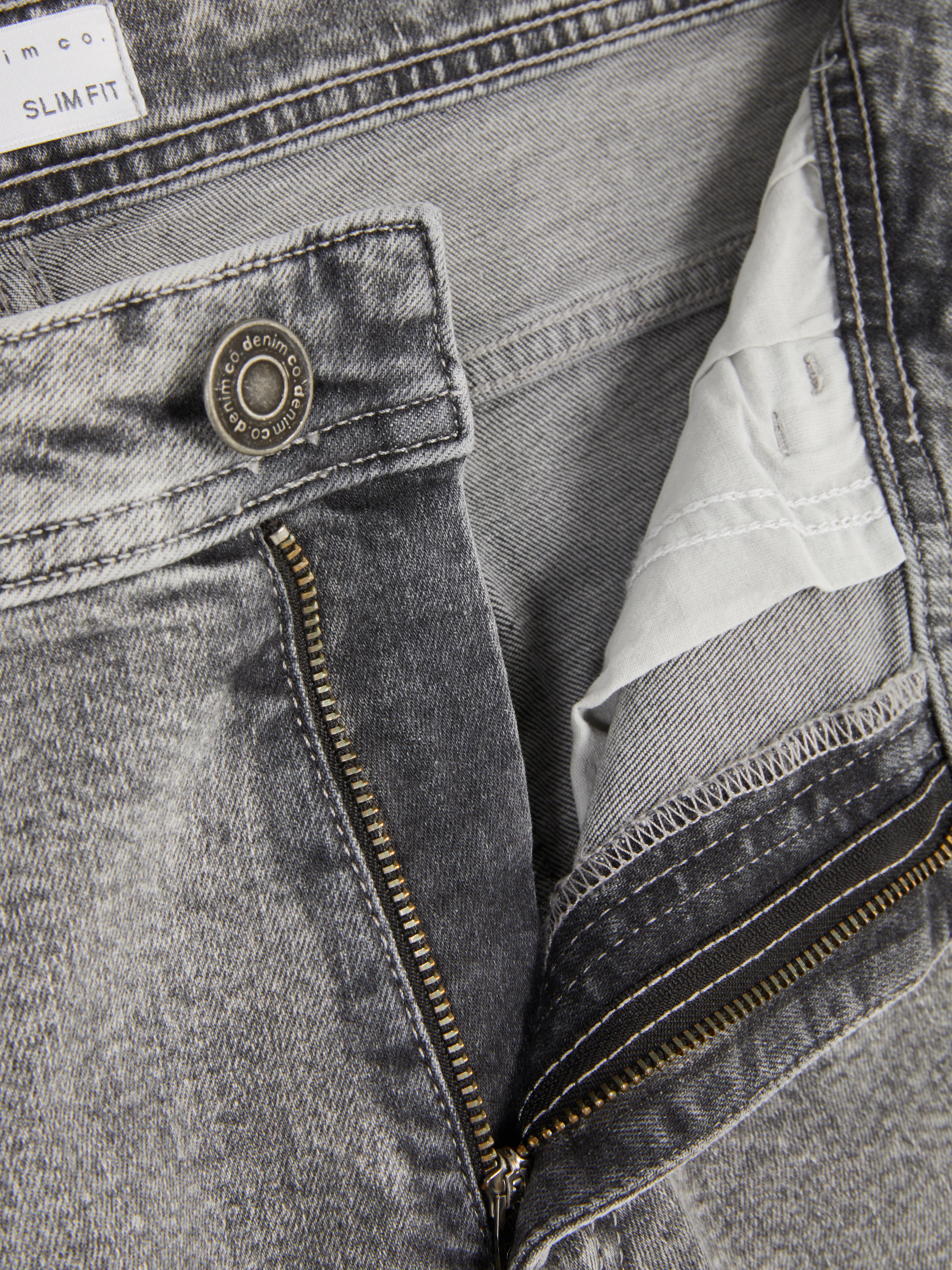 Mid-Rise Slim Fit Jeans