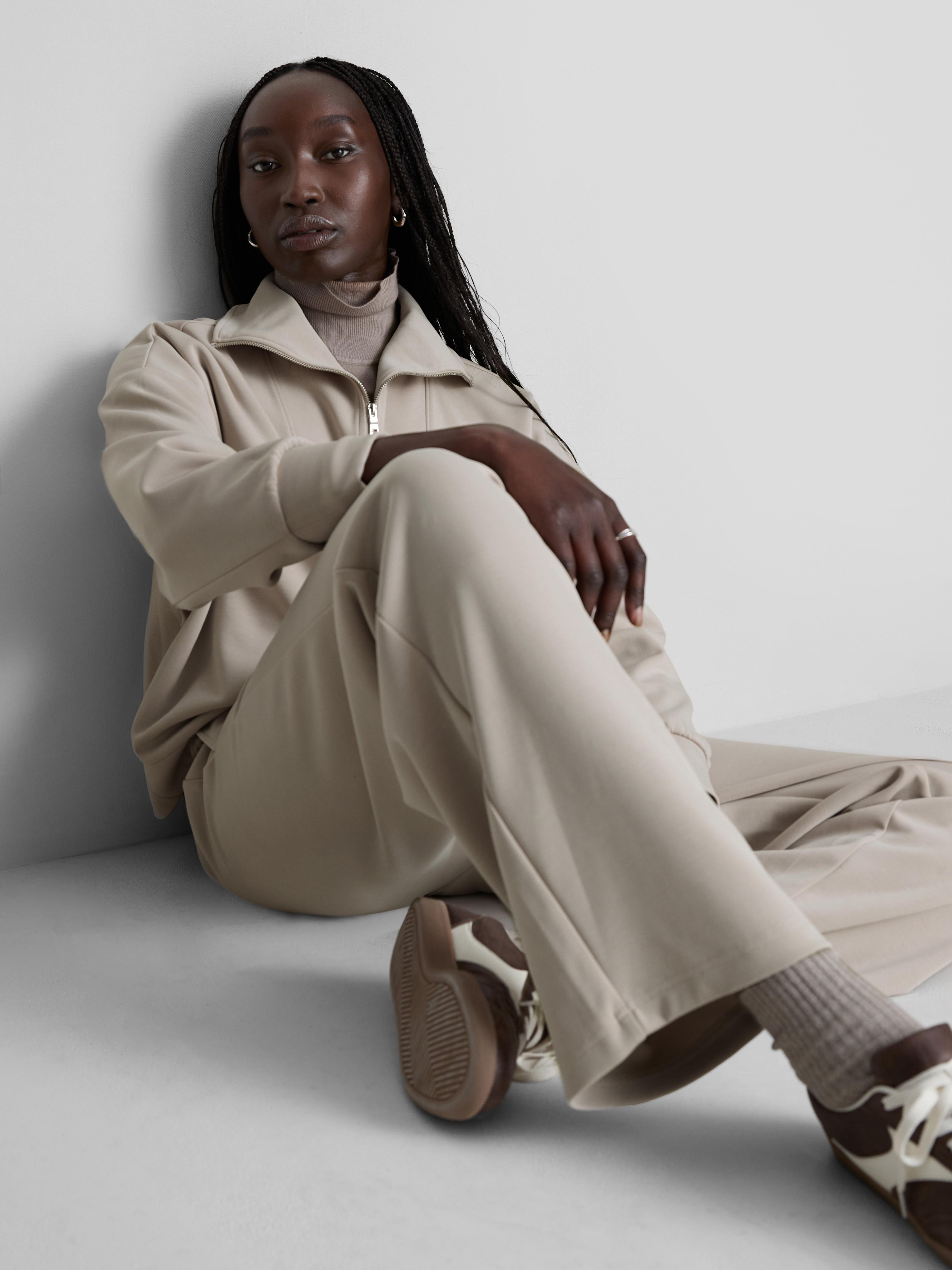 Smart Wide Leg Sweatpants