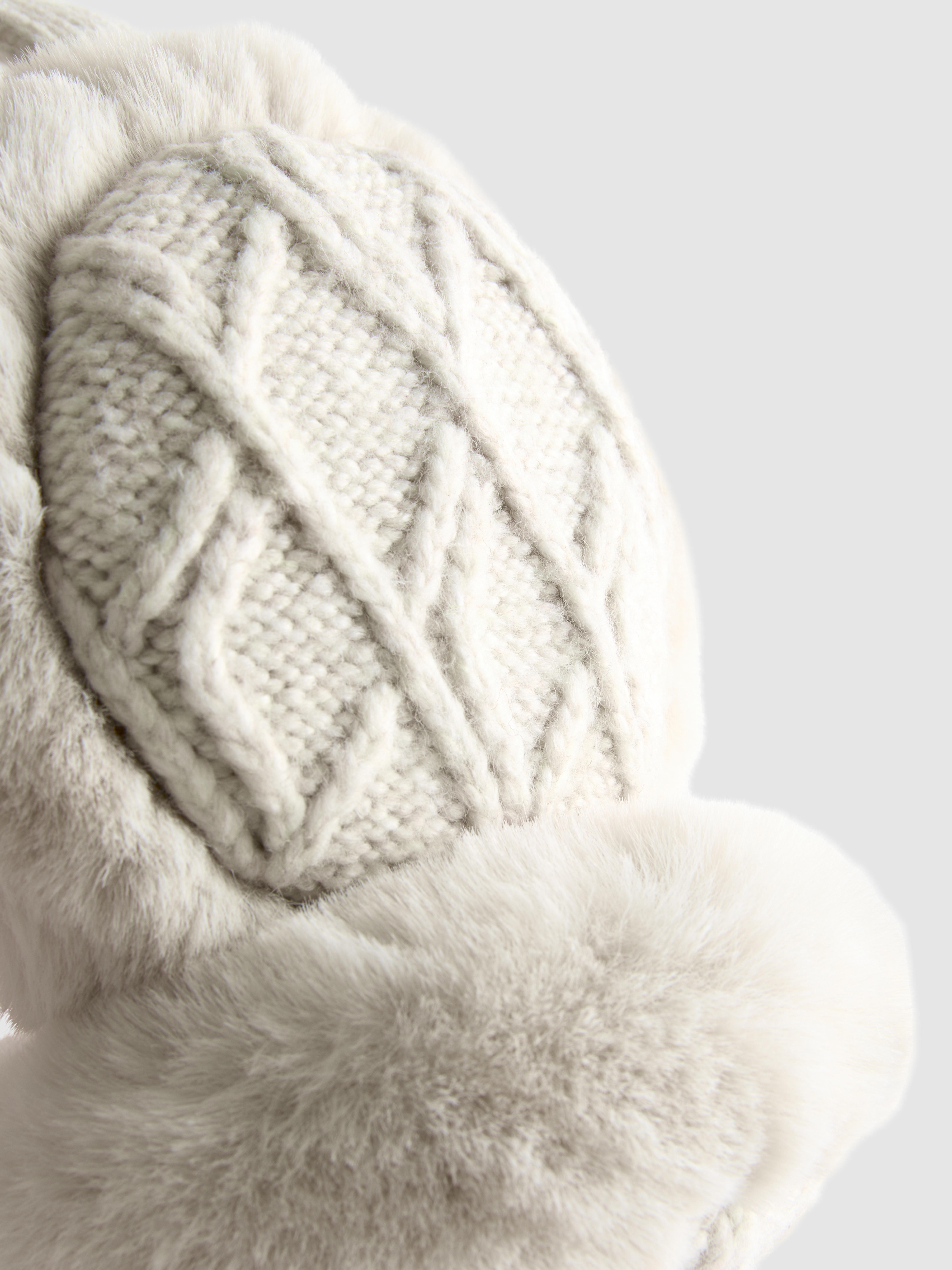 Cable Knit Earmuffs