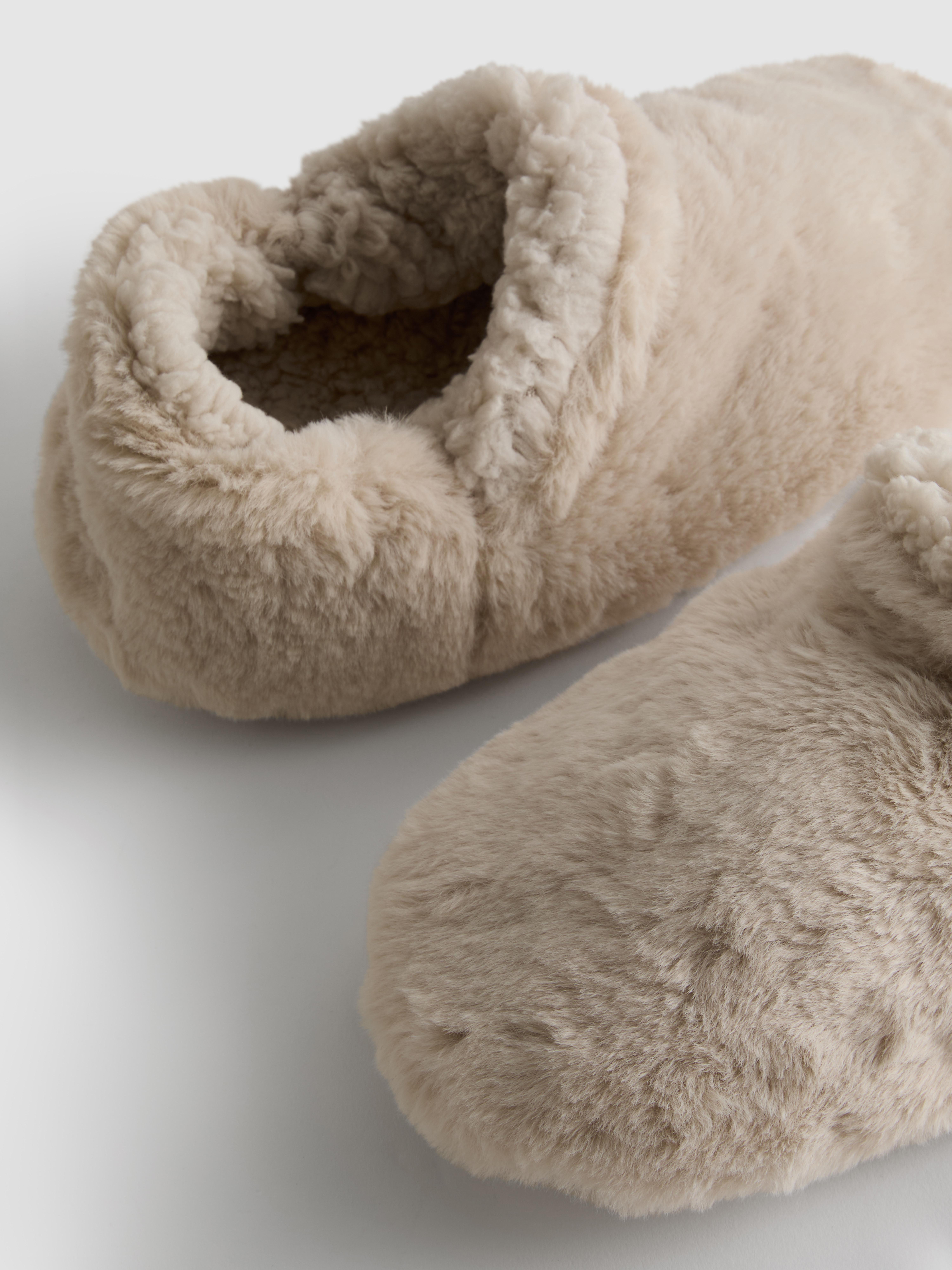 1pk Faux Fur Bootie Slippers