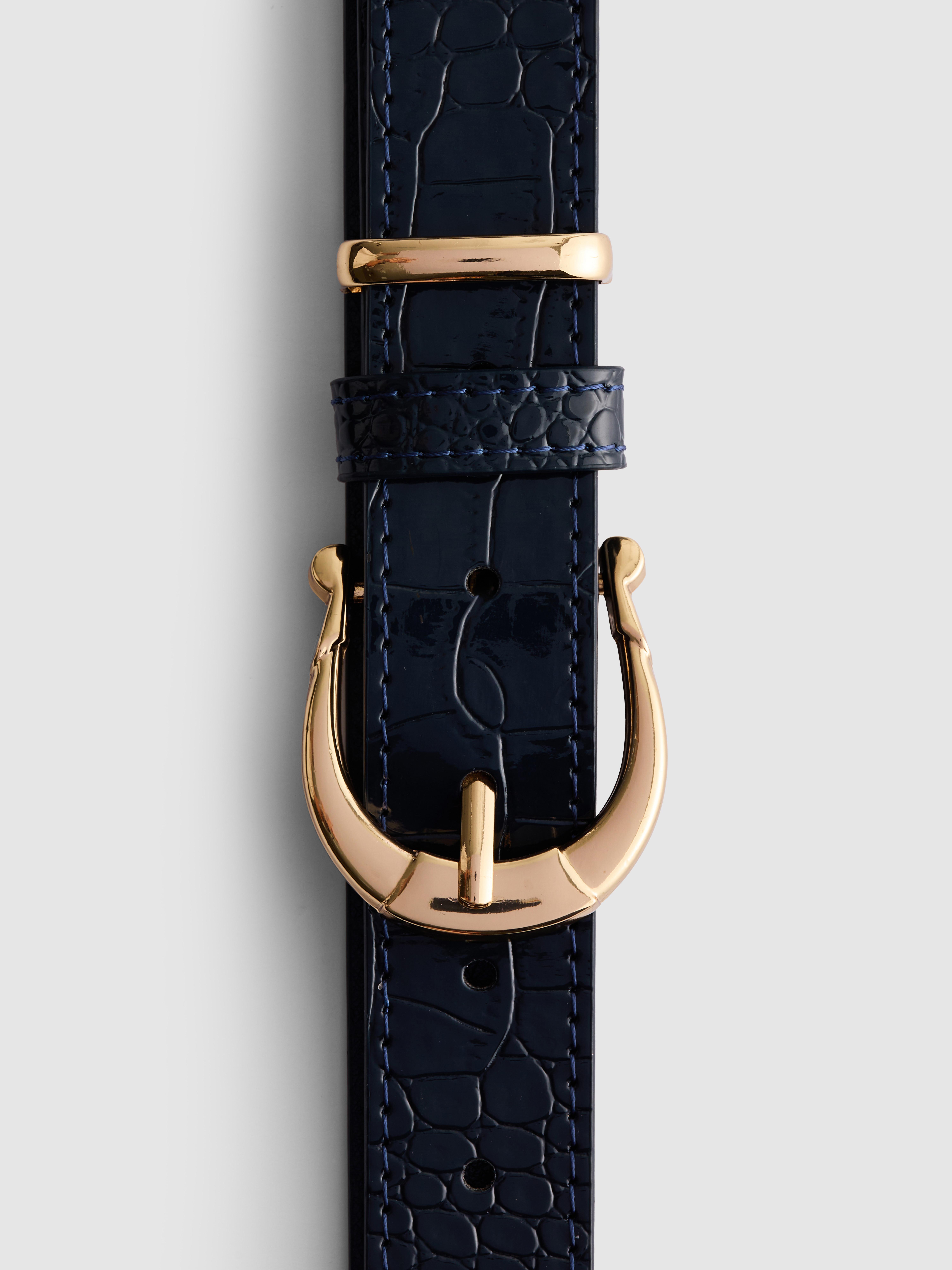 Horseshoe-Buckle Belt
