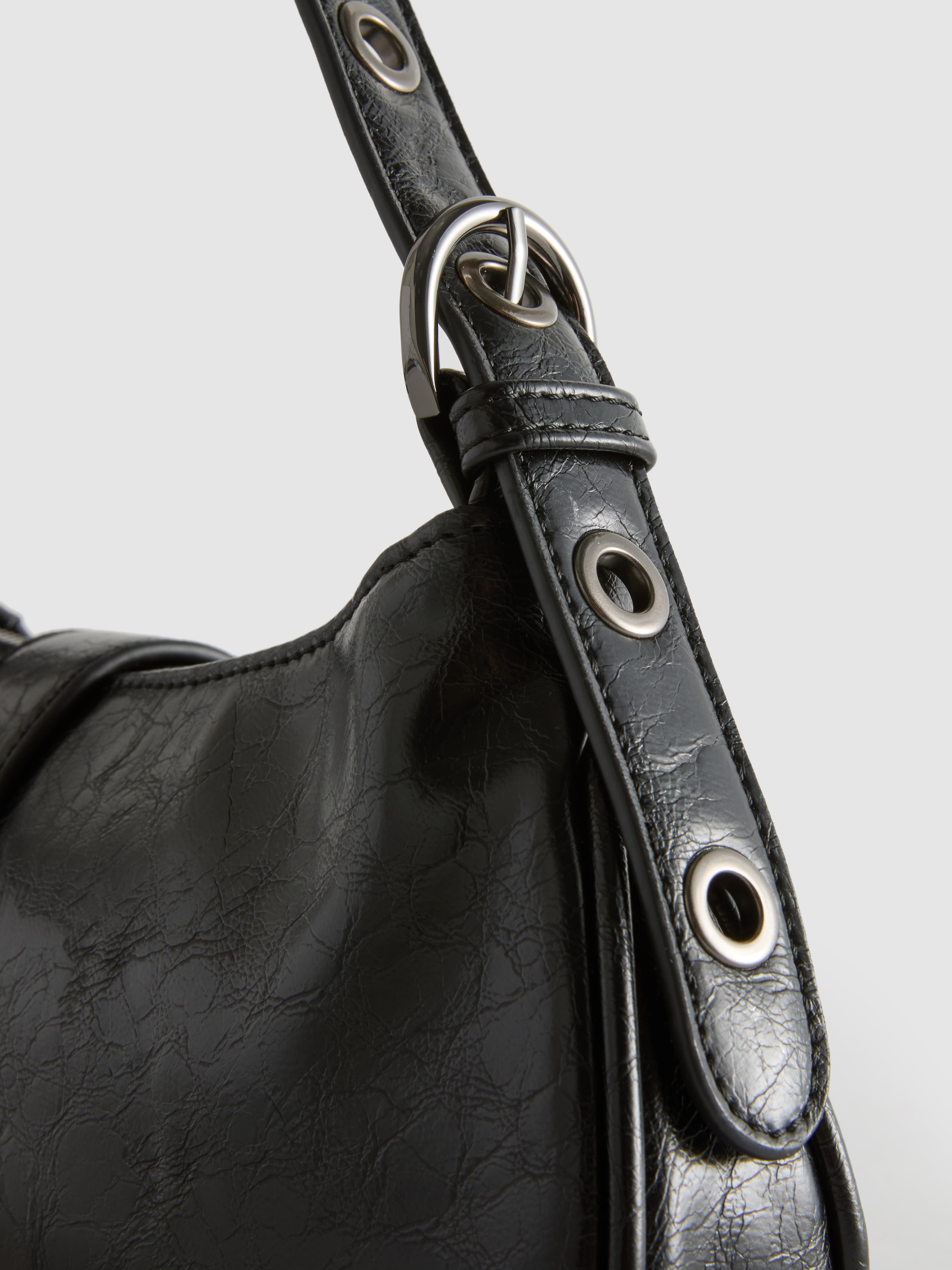 Distressed Detail Shoulder Bag