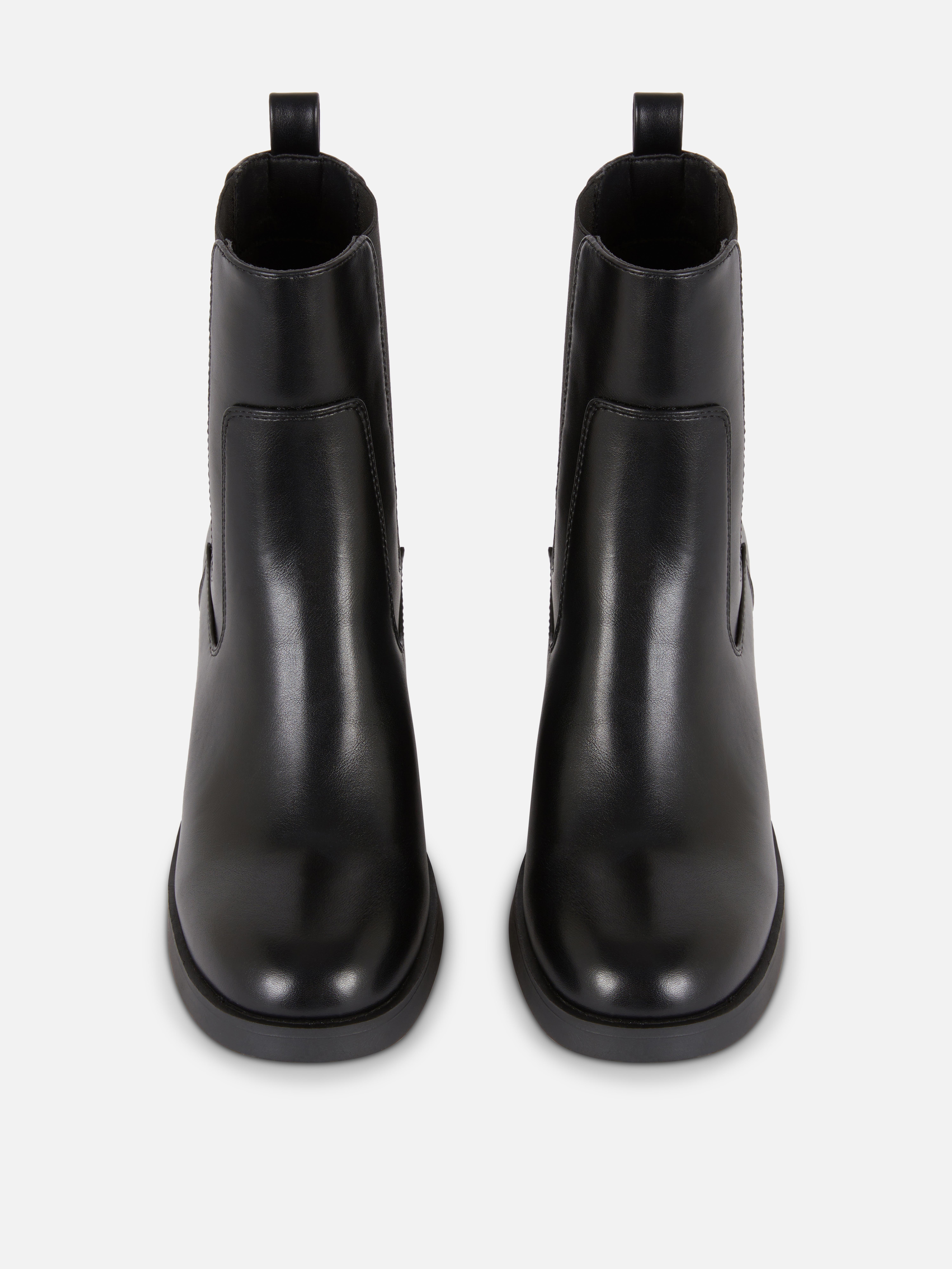 Heeled Chelsea Boots