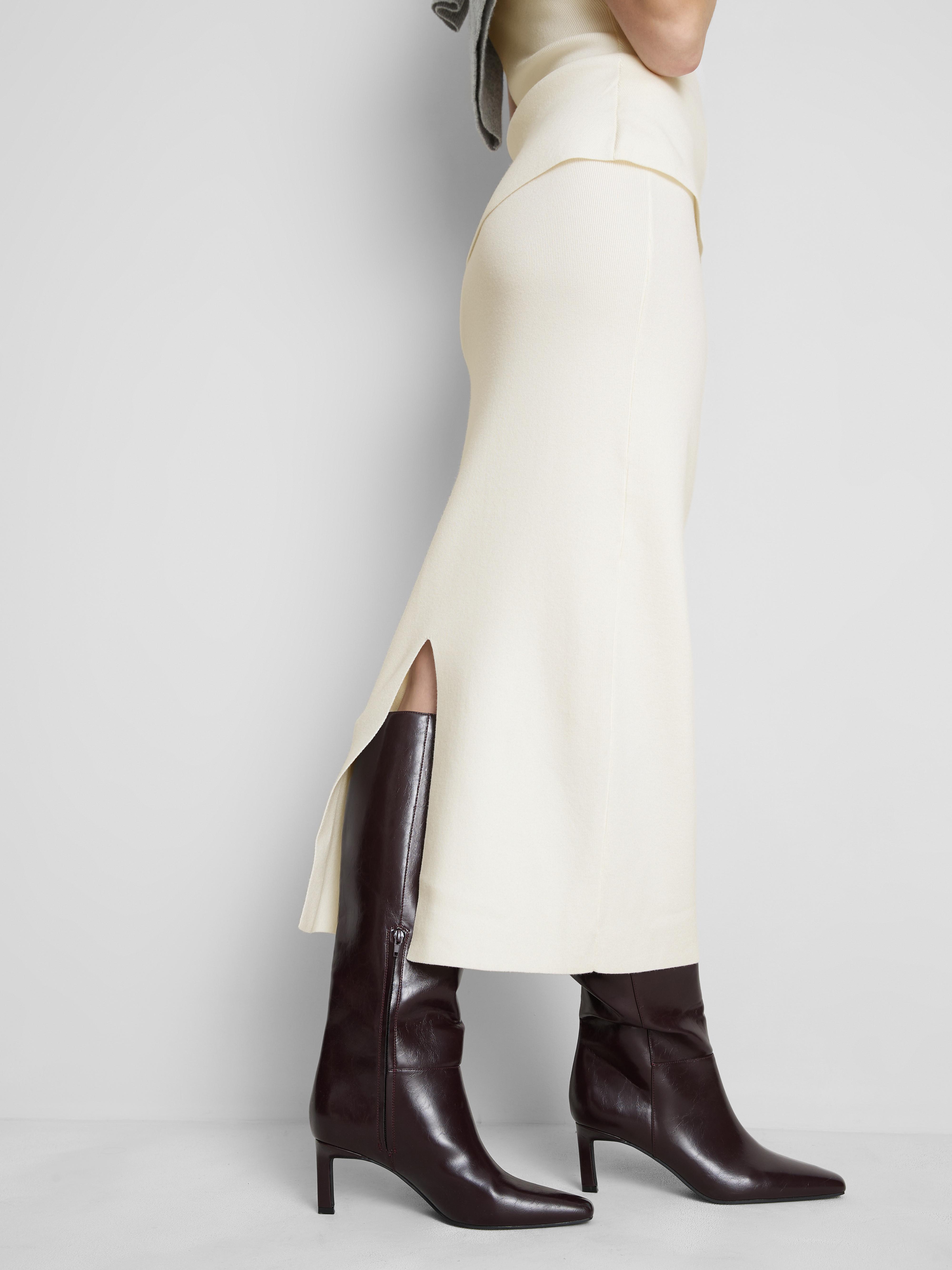 Sculpted Back Split Maxi Skirt