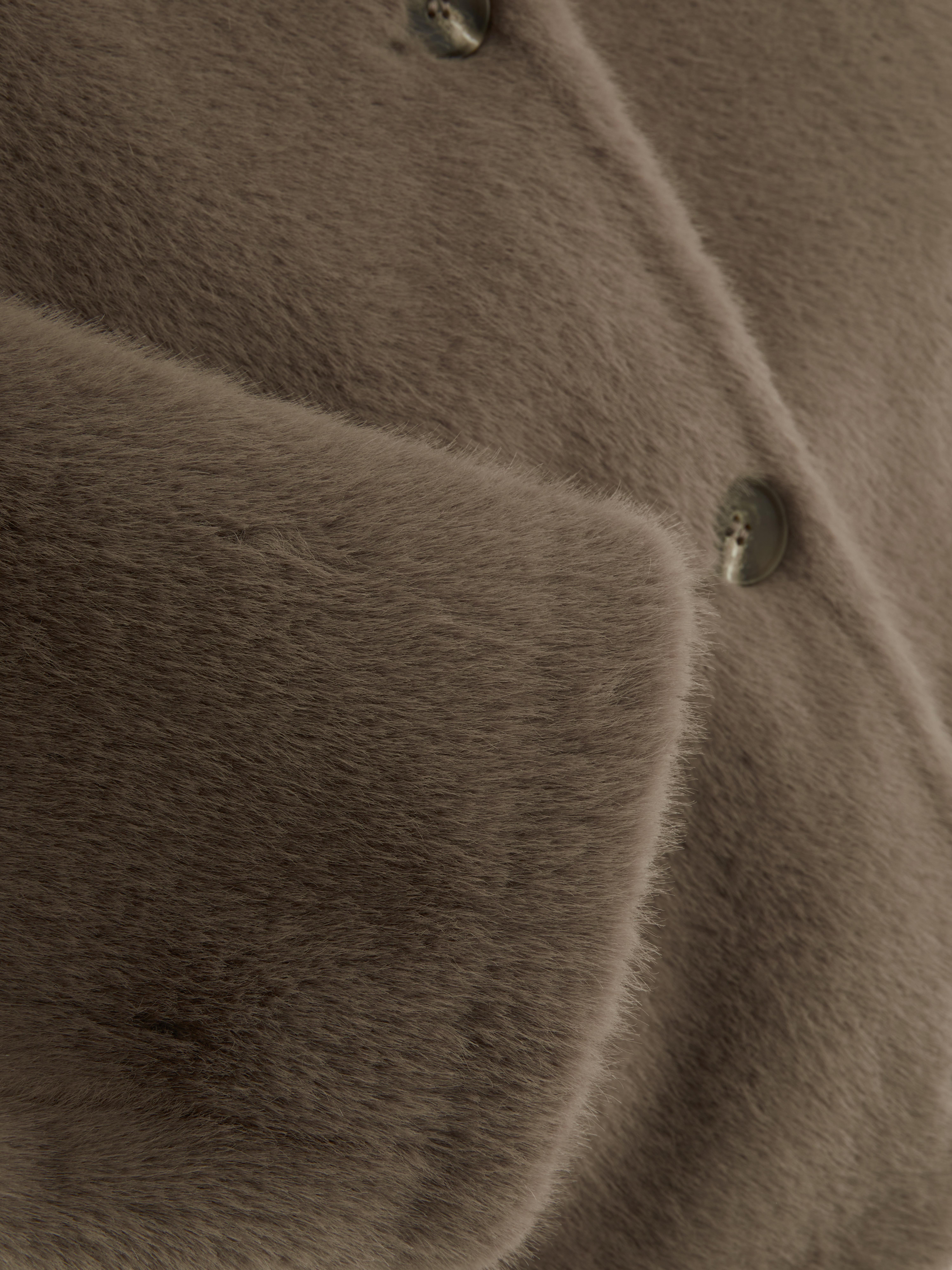 Paula Echevarría Cropped Plush Jacket