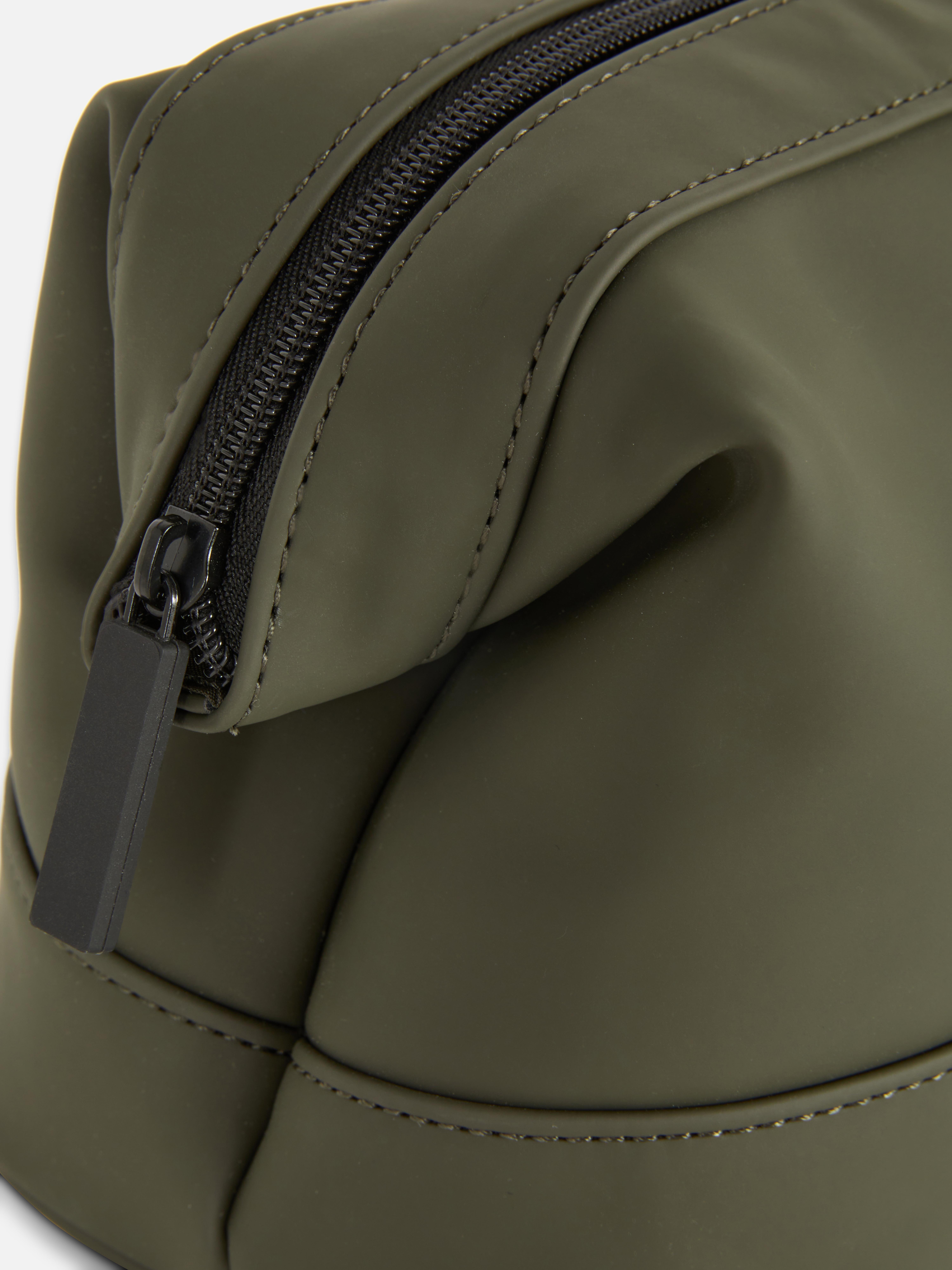 Wash Bag With Zip Closure