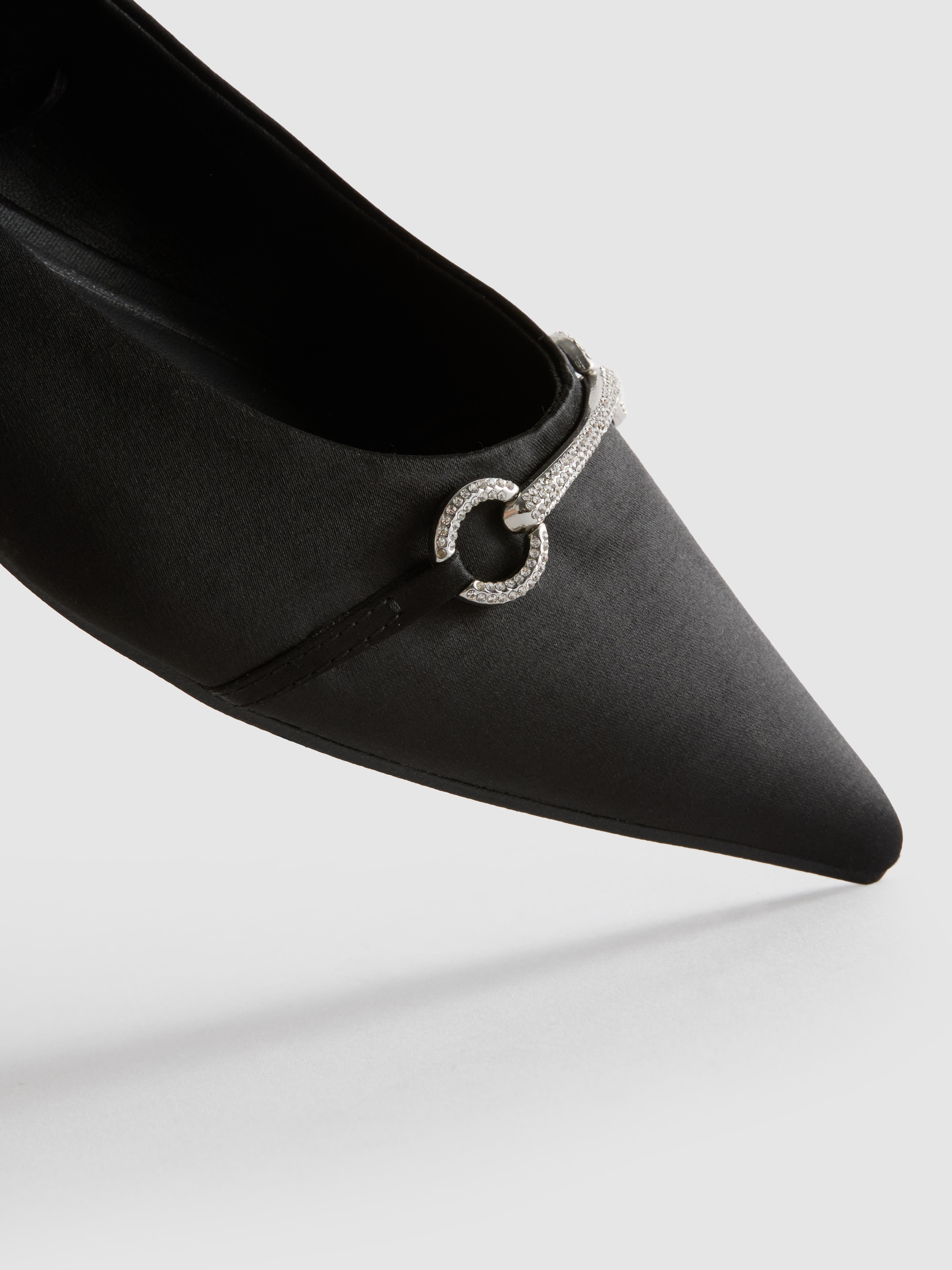 Pointed Snaffle Ballerina Pumps