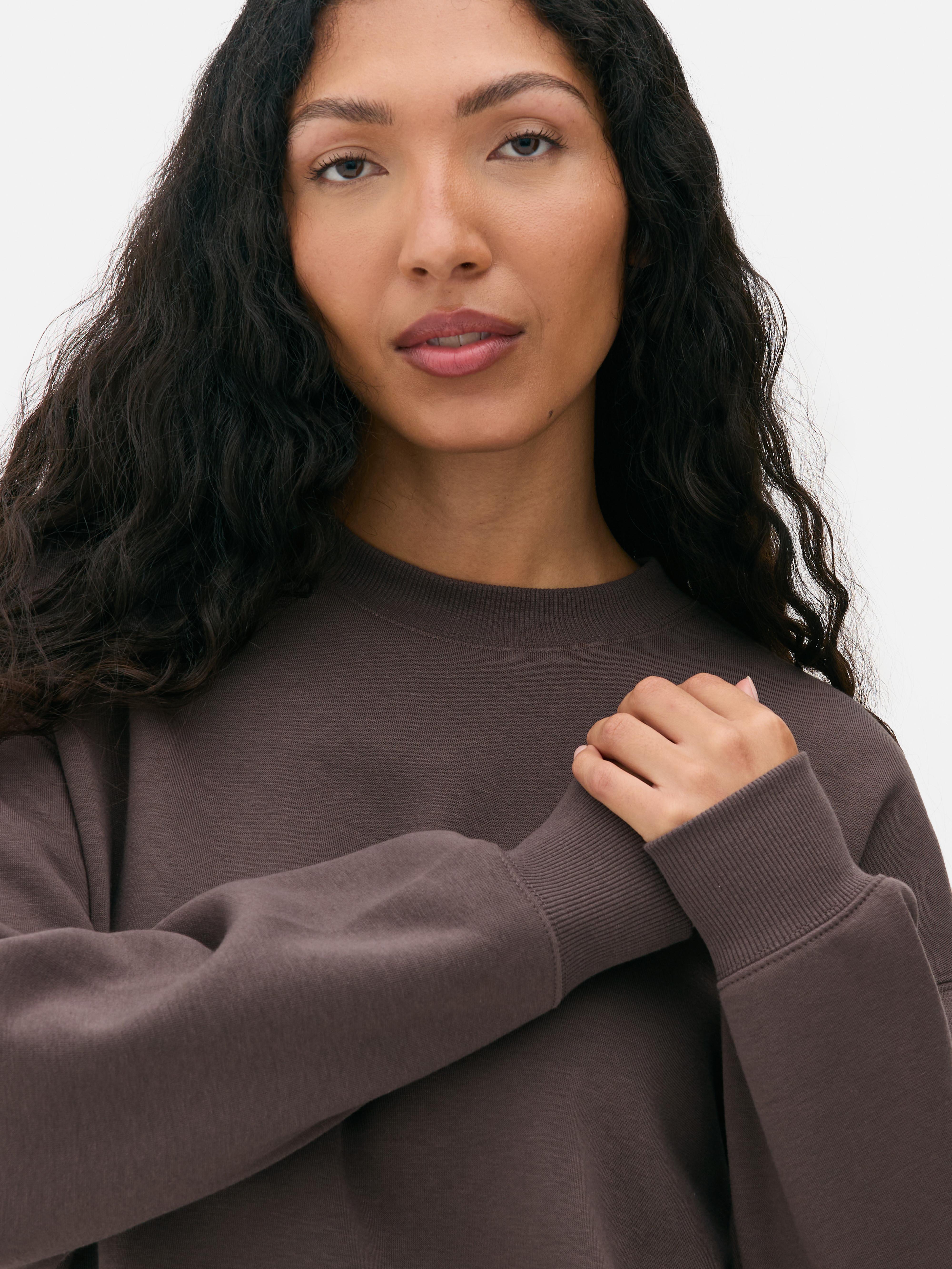 Essential Sweatshirt