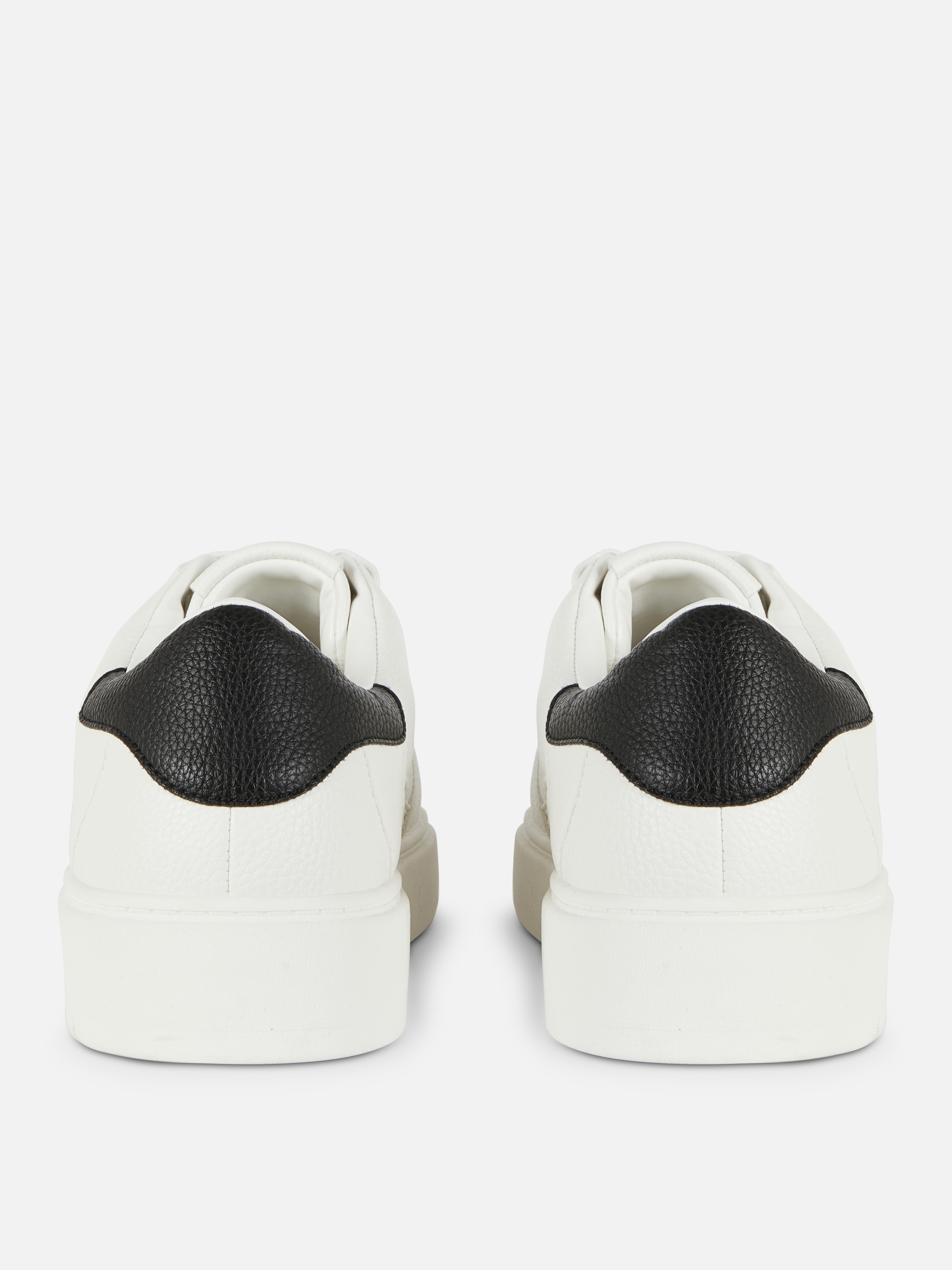 Kem Low-Top Sneakers