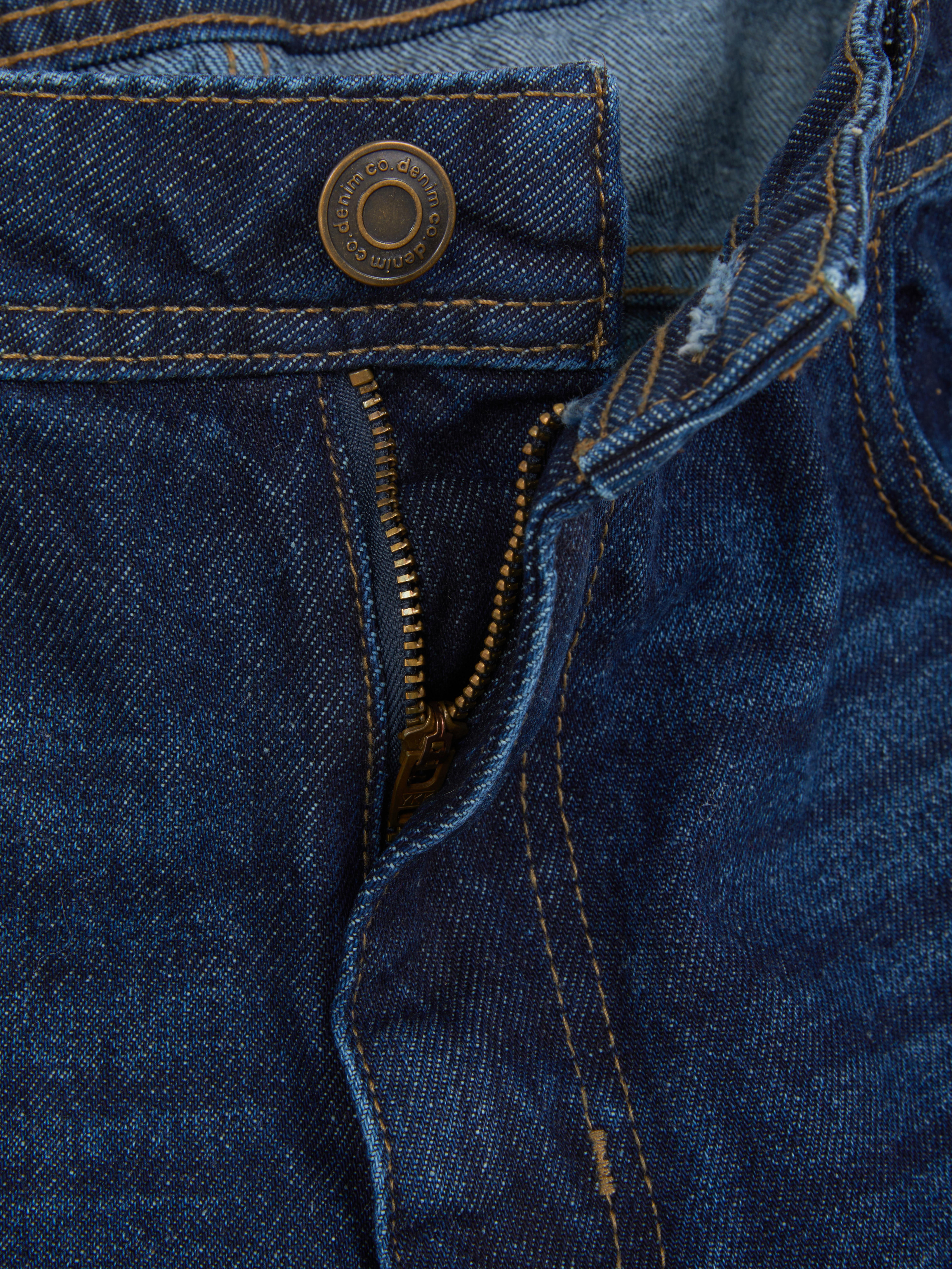 High-Waisted Relaxed Jeans