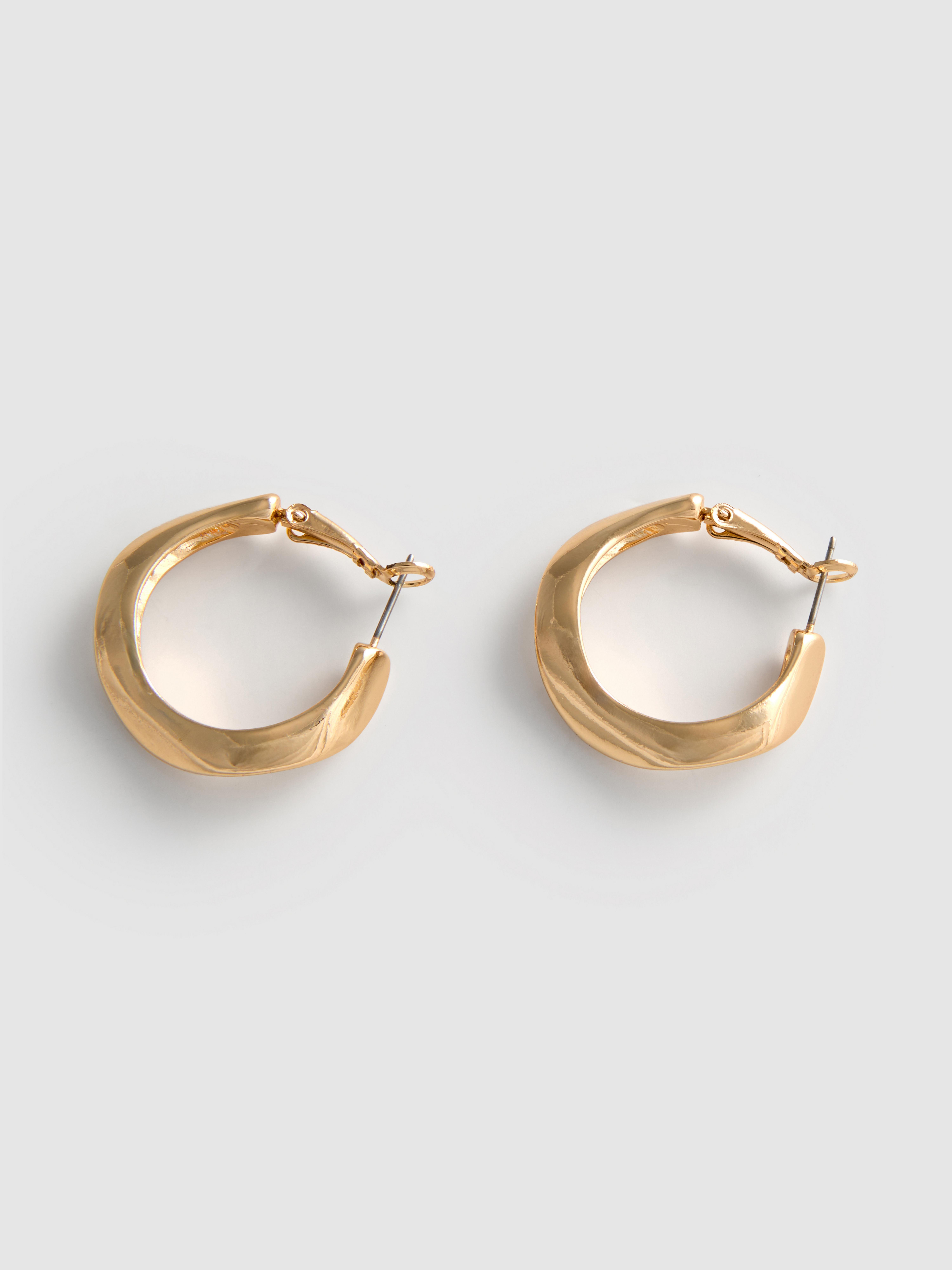 Curved Abstract Hoops