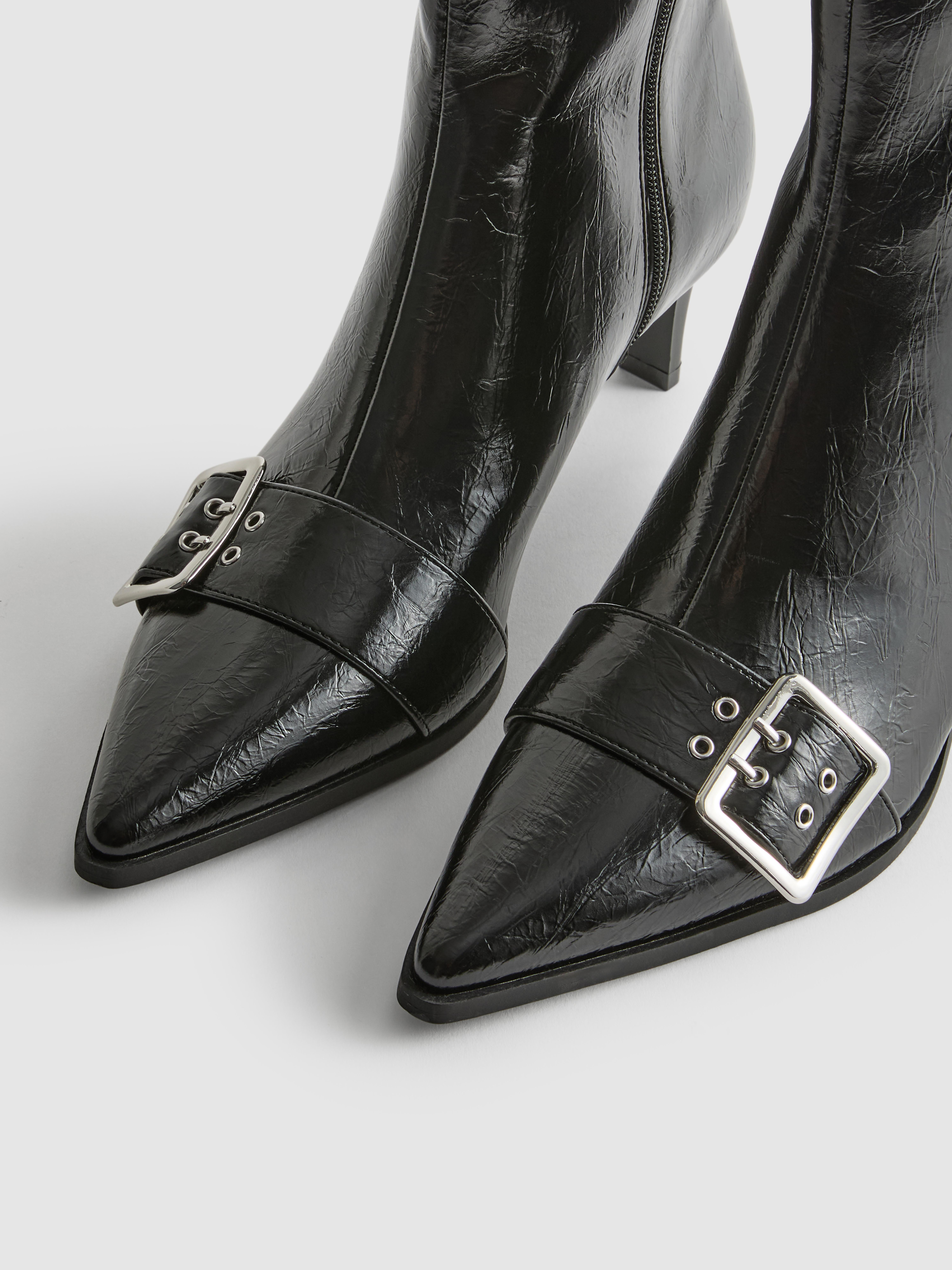 Buckle Detail Heeled Ankle Boots